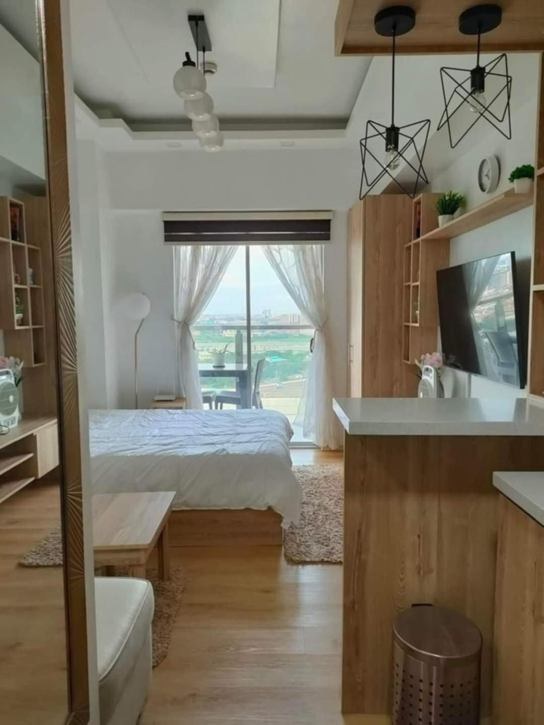 Studio with Balcony