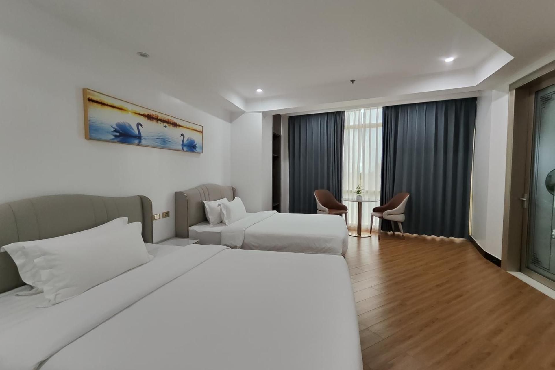 Deluxe Queen Room with Two Queen Beds