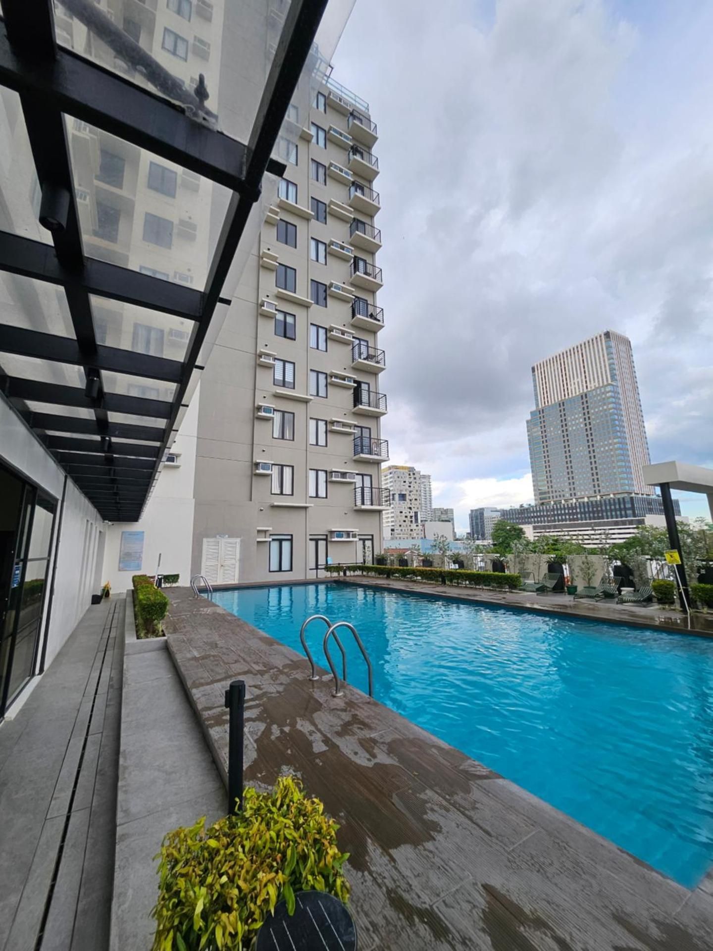 Studio Unit in The Median Condominium Cebu