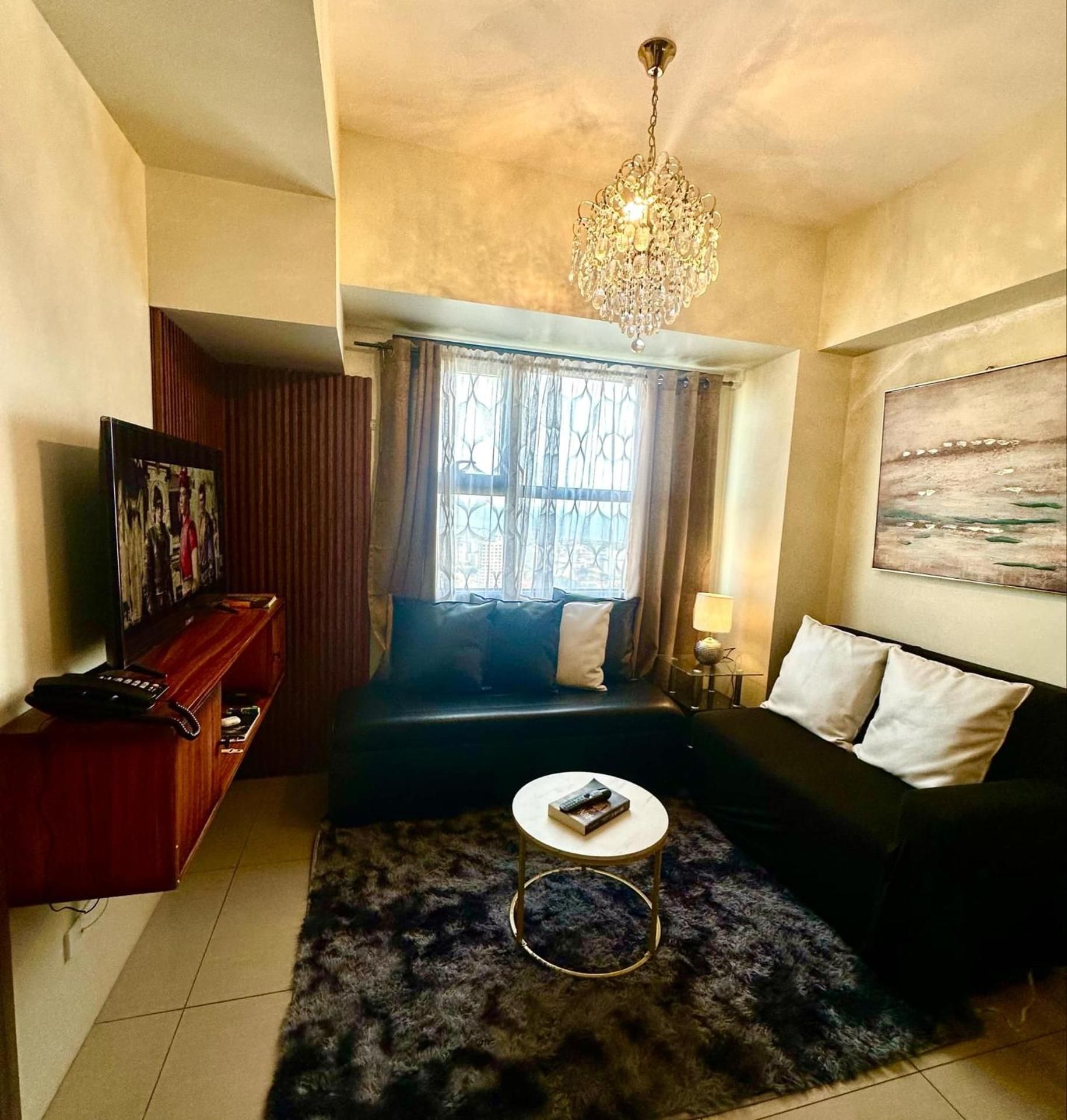 Deluxe Suite with Sea View