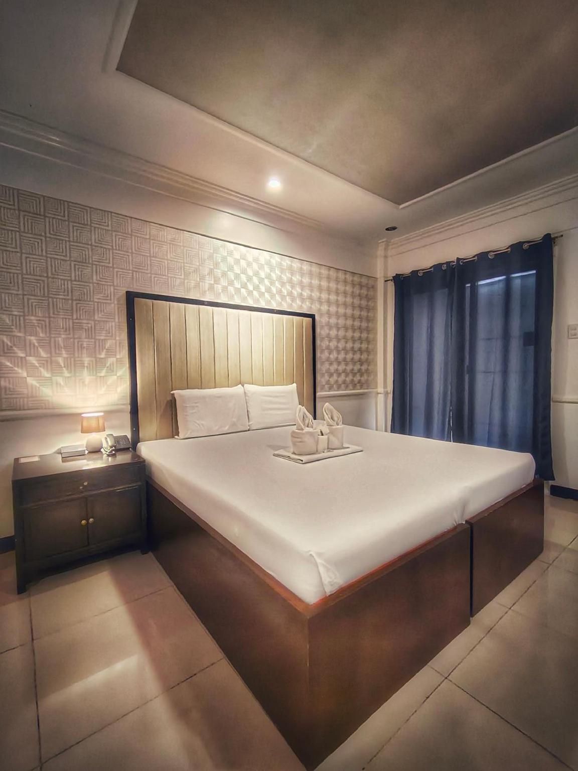 7e29e01bd284a30ef68a56cd6a877998