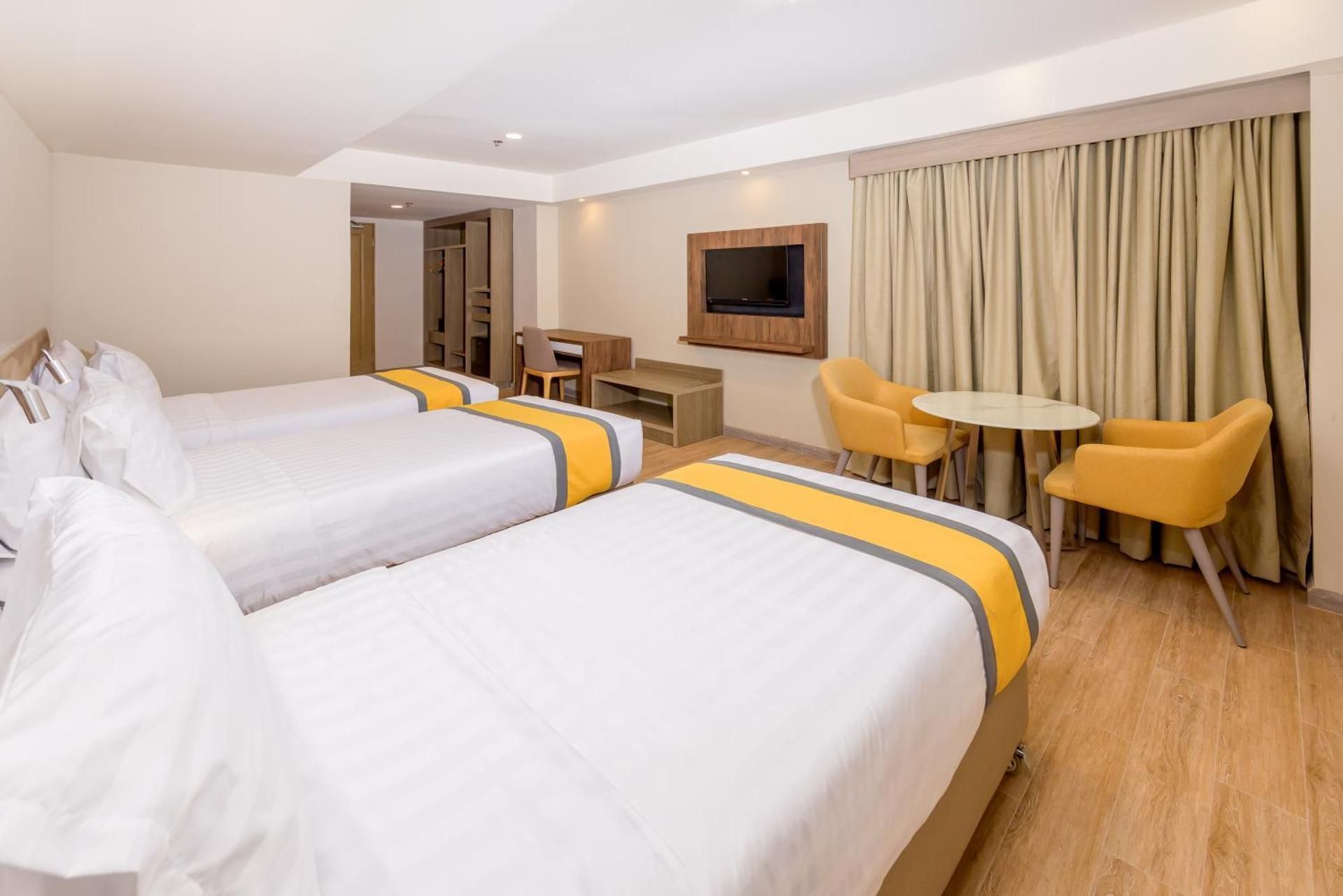 3 SINGLE BEDS,NON SMOKING