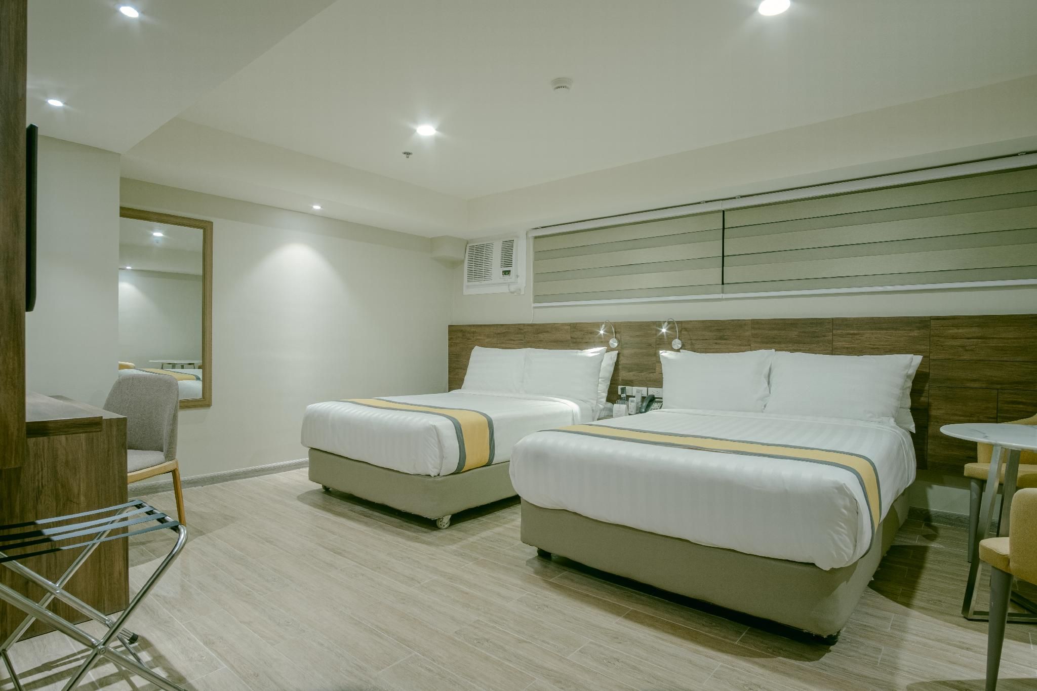 SUITE-2 DOUBLE BEDS,NON SMOKING