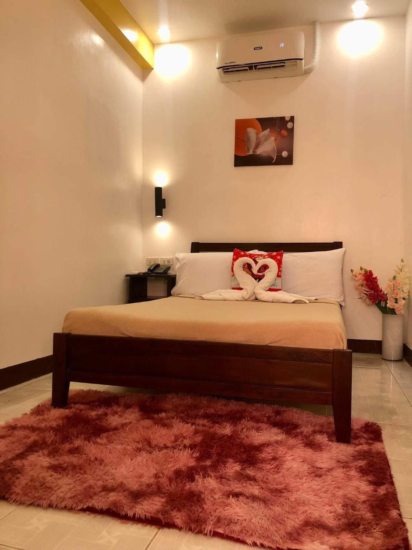 AMAX INN CEBU Single Room with Private Bathroom