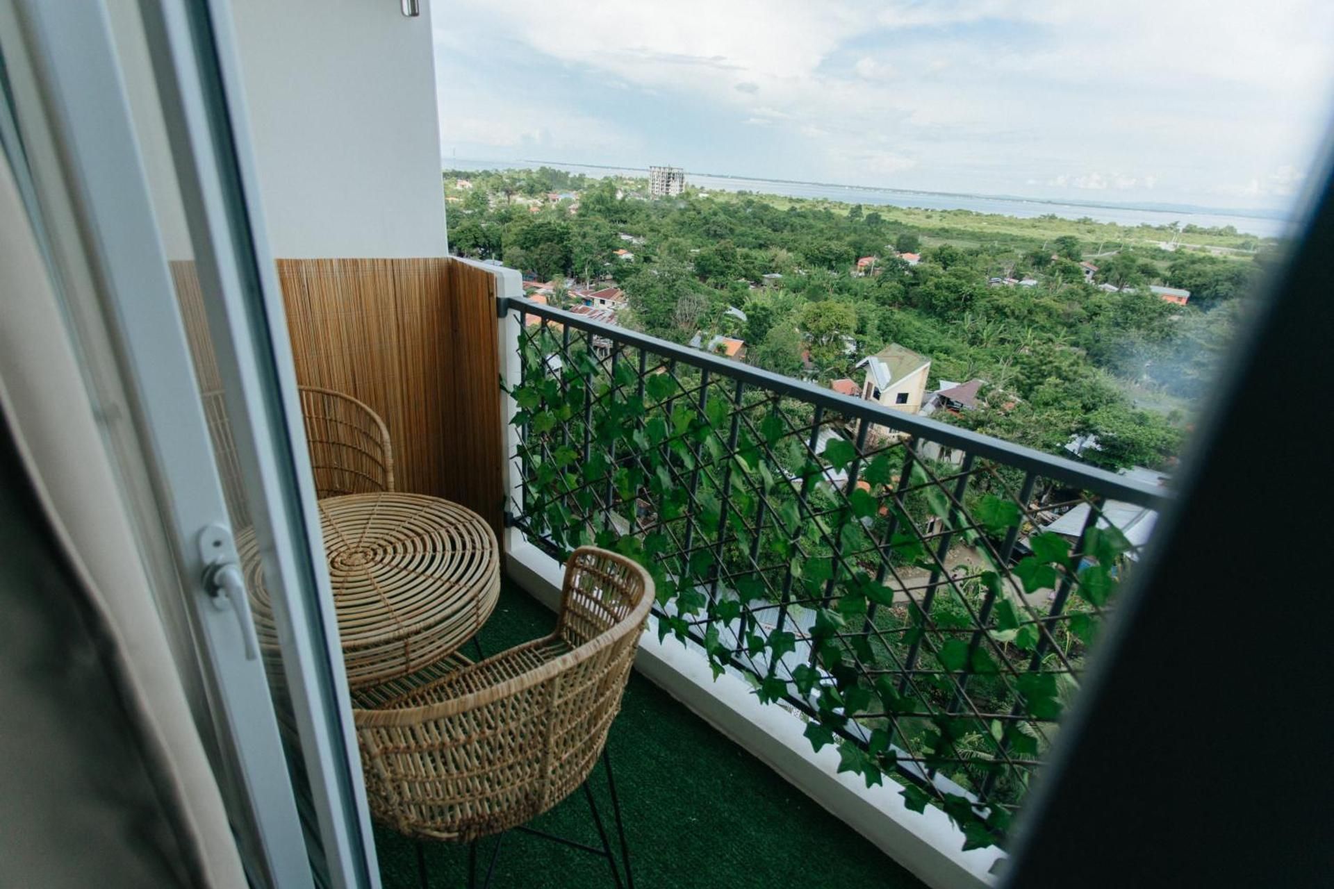 Studio with Sea View