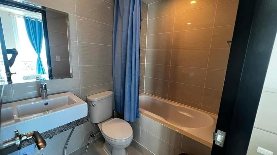 Mactan Newtown Beach Condo