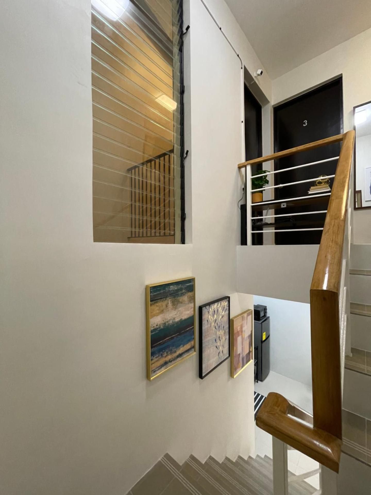 Single Room with Shared Bathroom