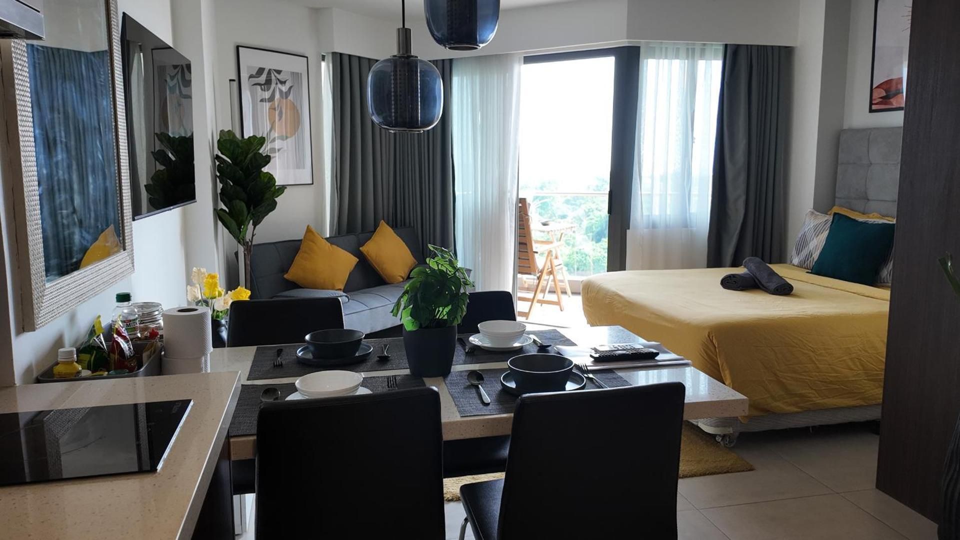 Studio with Balcony
