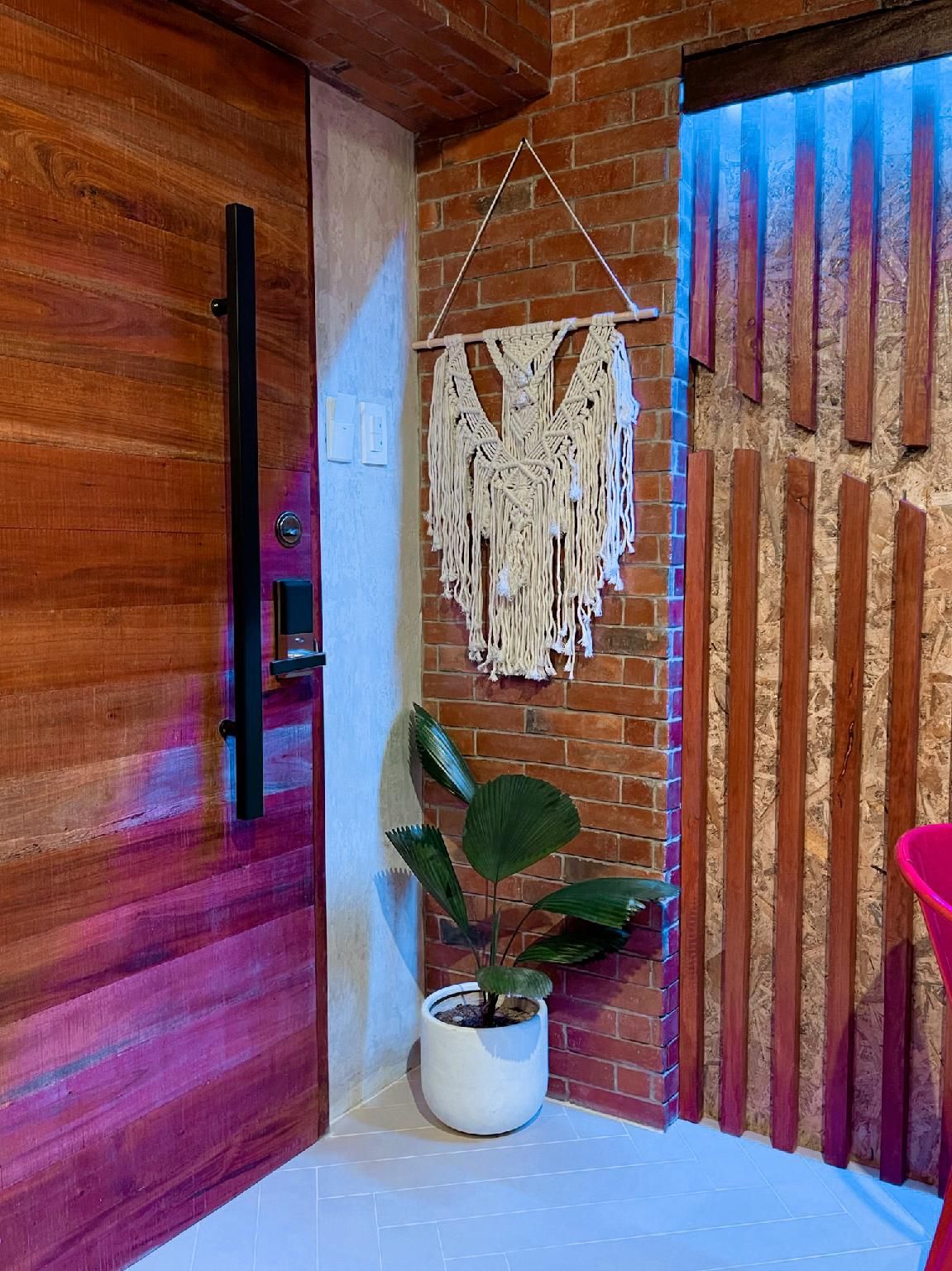 f991e4118772a09dca48106afc9eff56