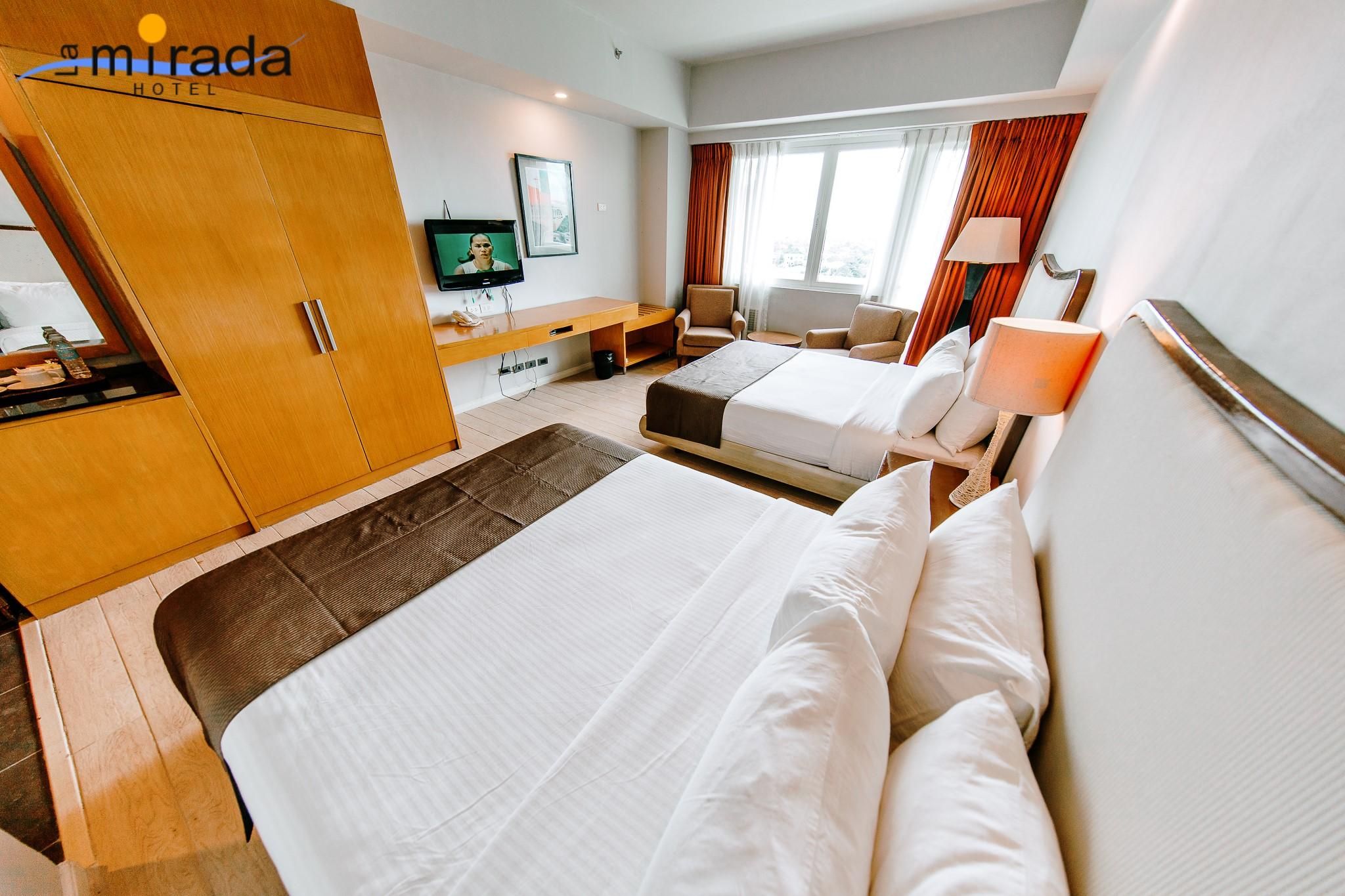 La Mirada Hotel Deluxe Double Room with Two Double Beds