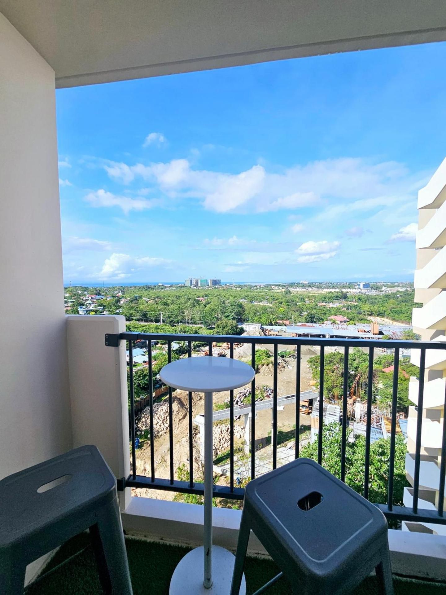 Studio with ocean view