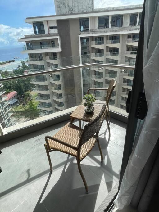 Studio Apartment with Balcony