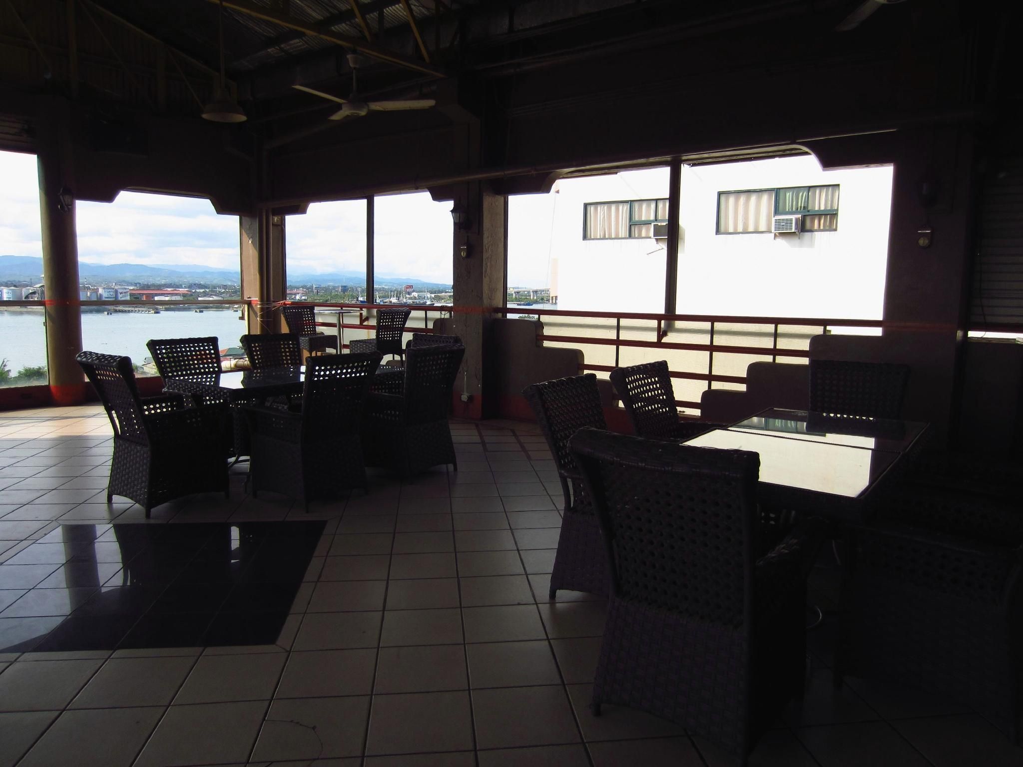 8a875c7b9bcde79c6509e7031b3e8a1a