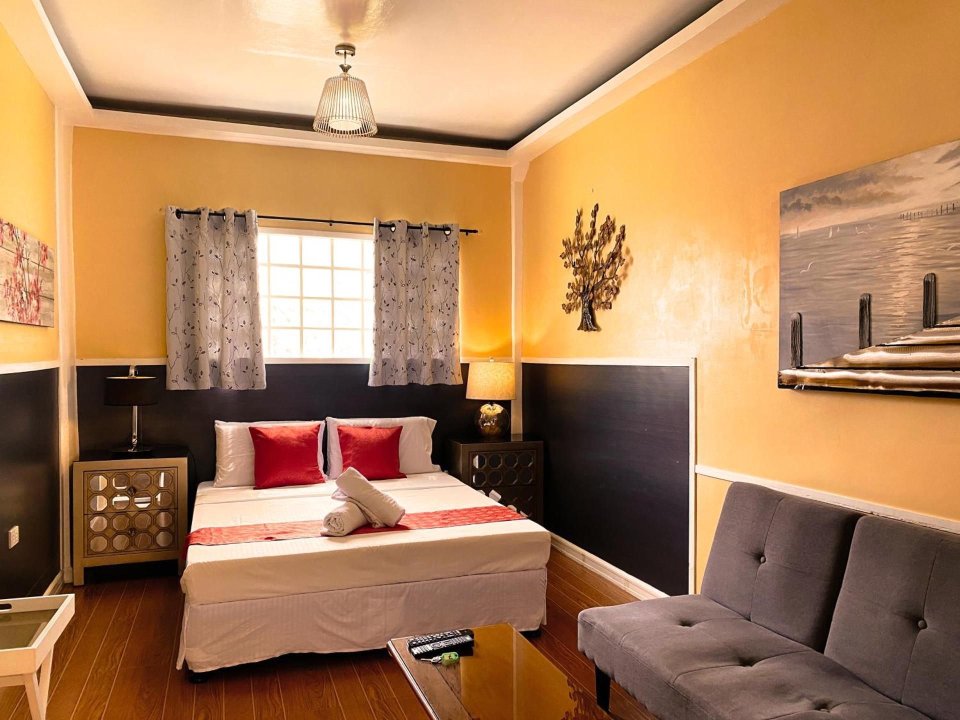Double Room with Shared Bathroom
