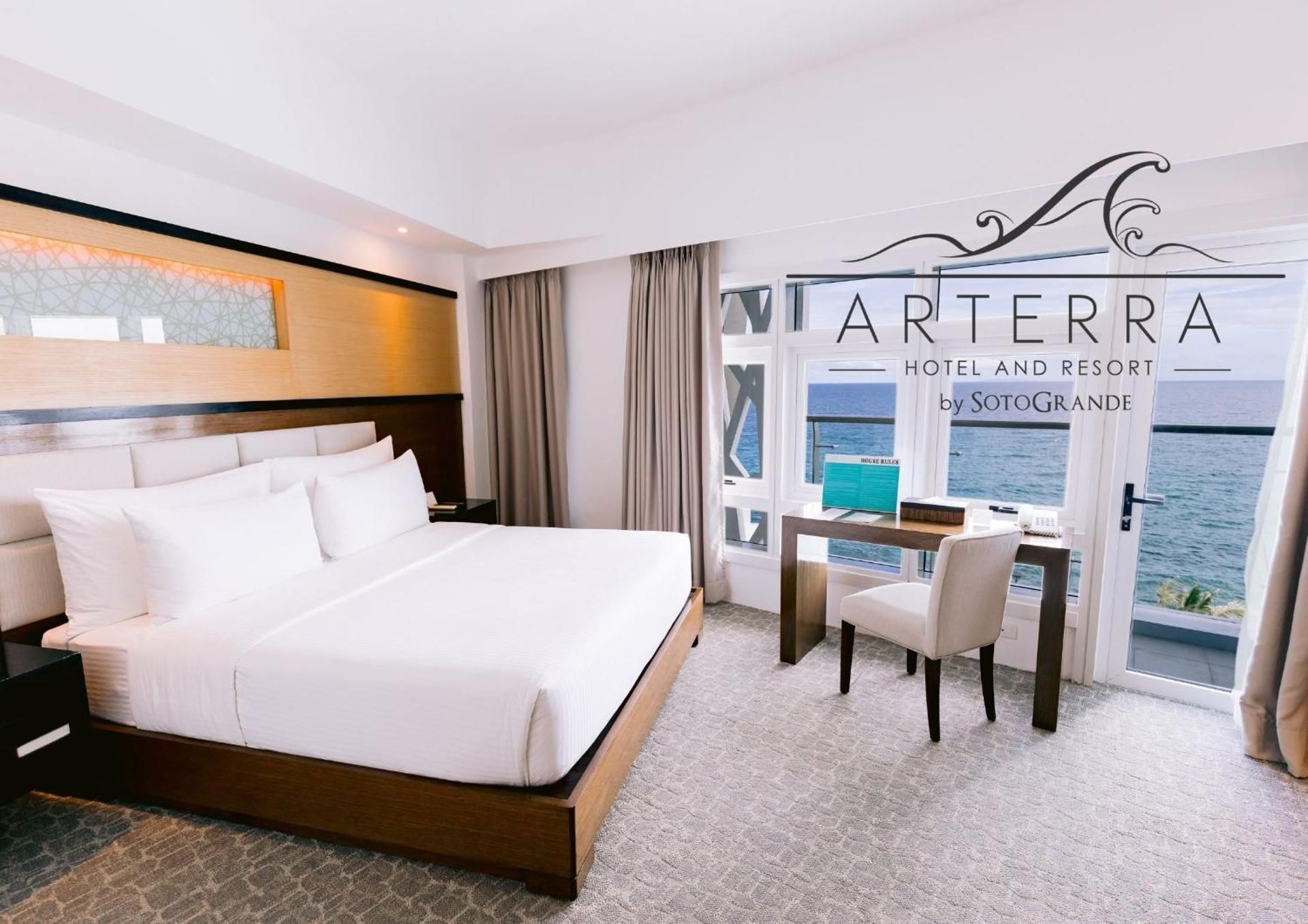 Sea View King Bed