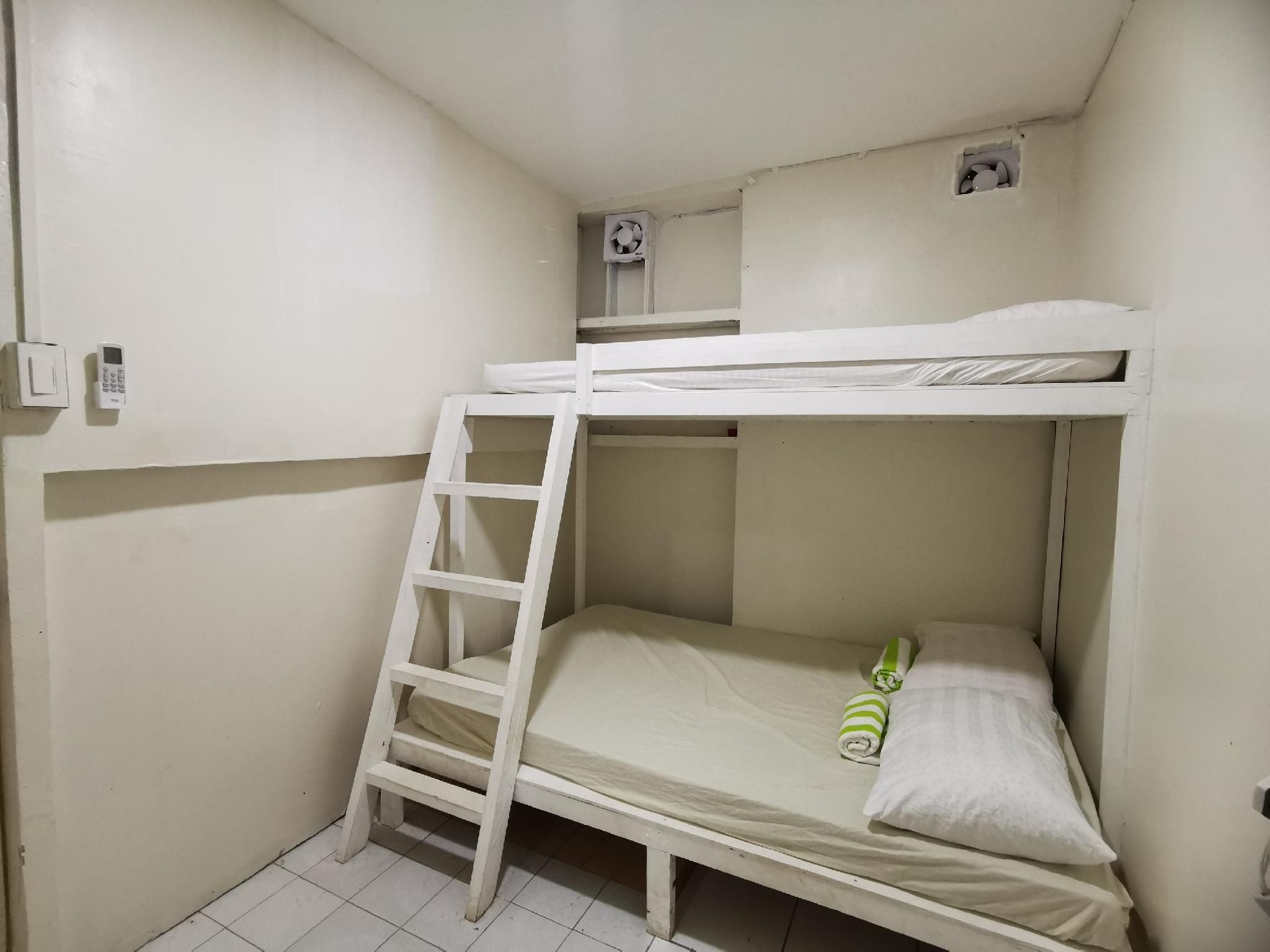 4 Bed Male Dormitory Room