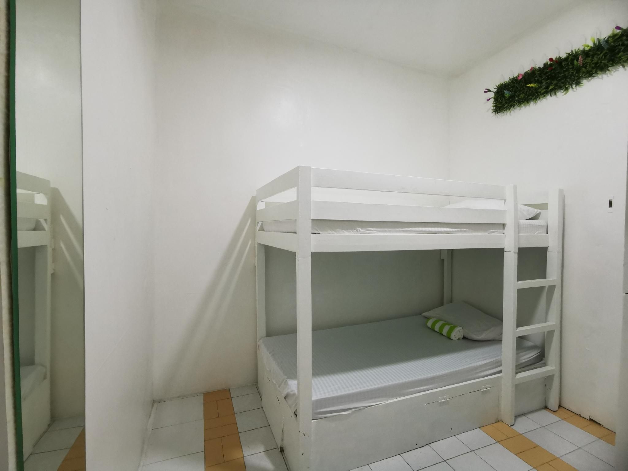 4 Bed Female Dormitory