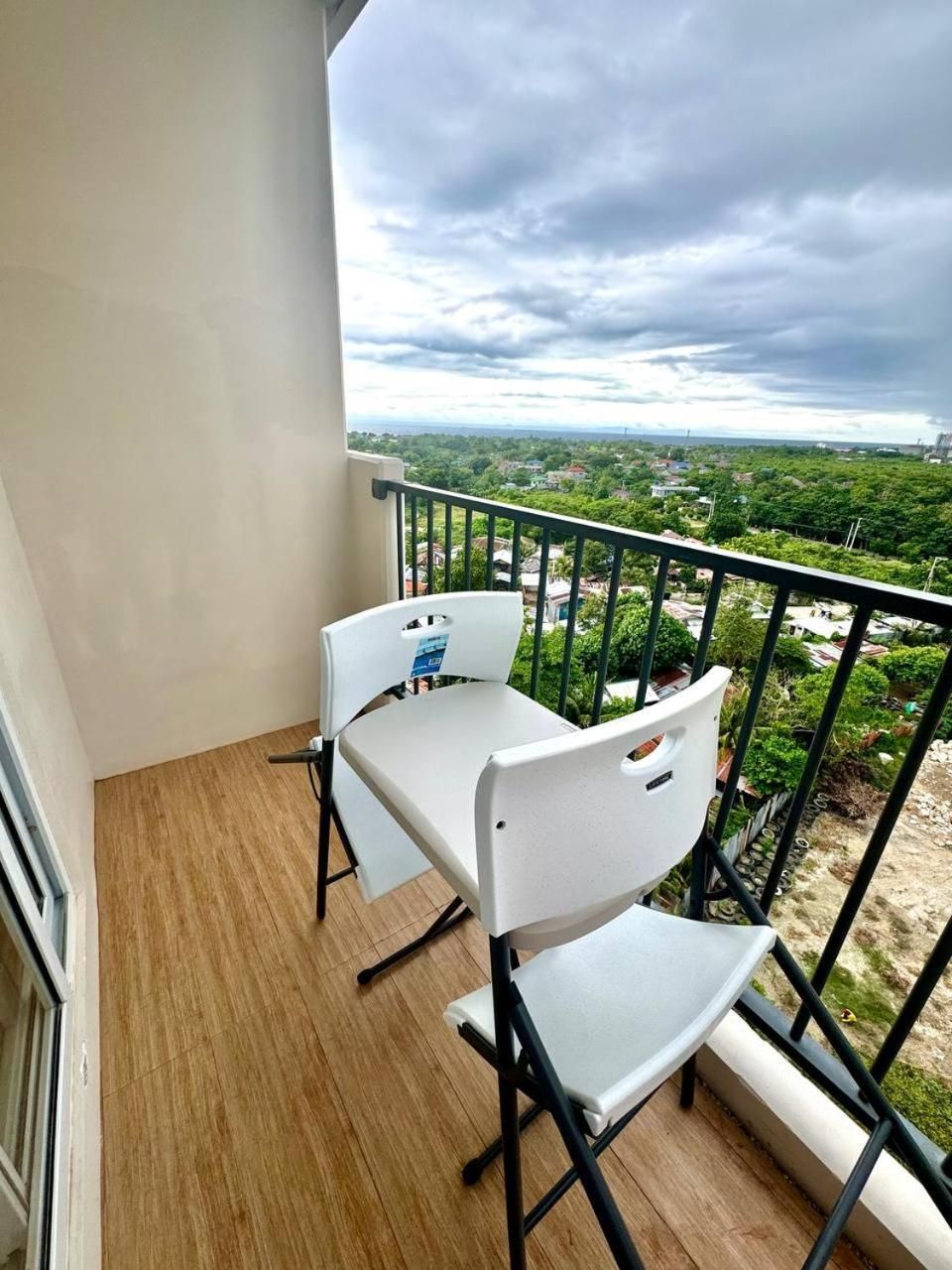 Studio with Balcony