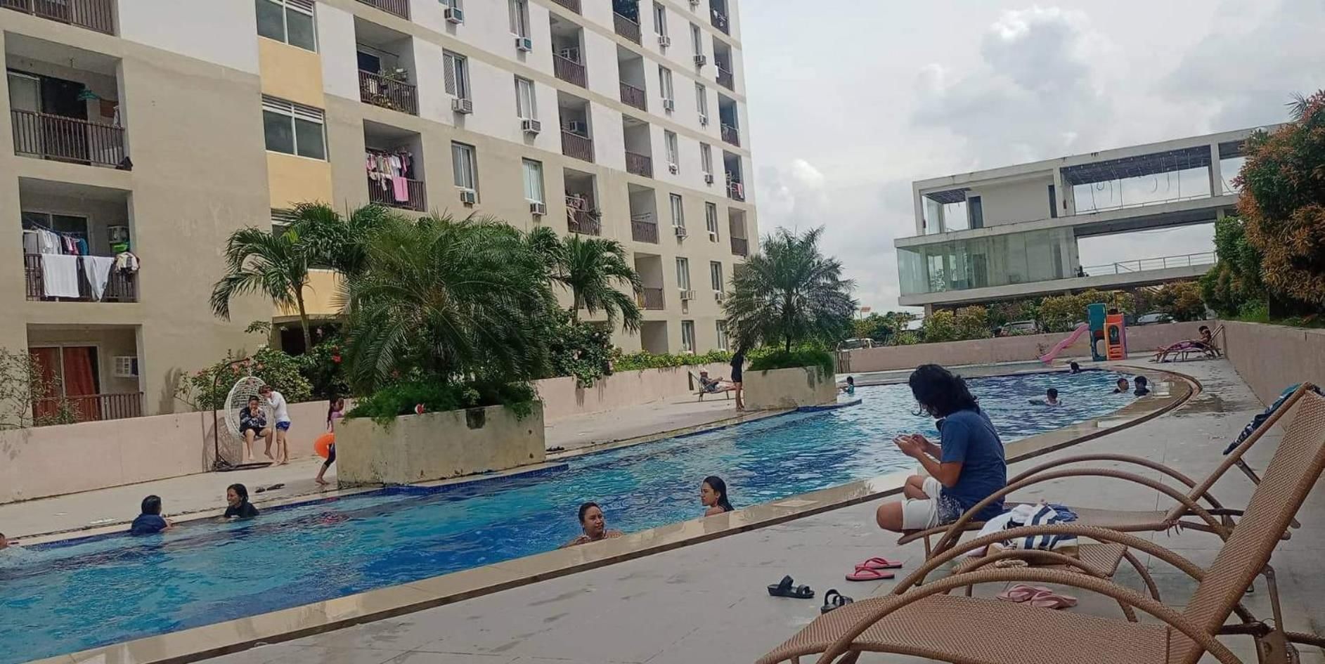 Mak'z Condo Place