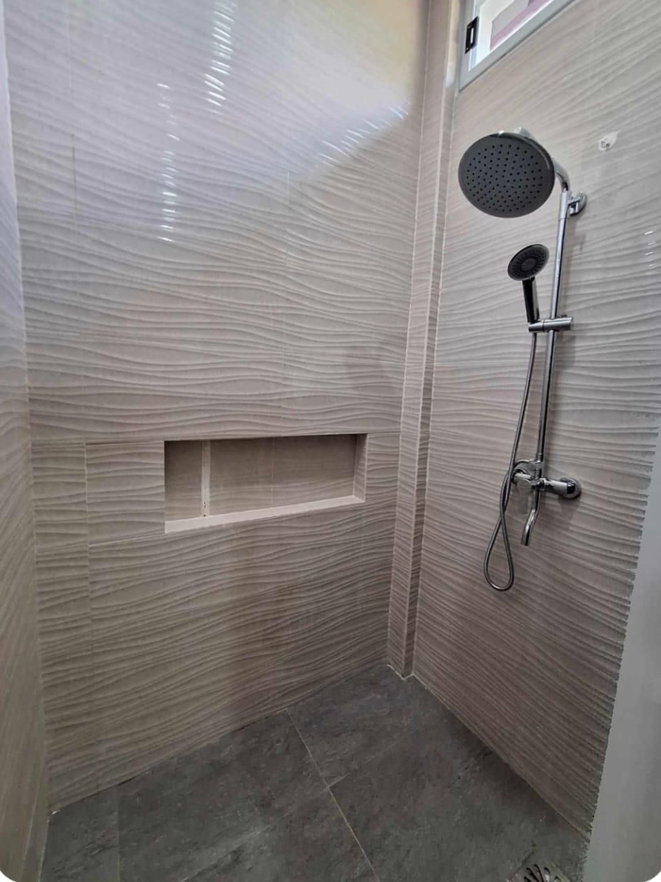 Deluxe Double Room With Private Bathroom