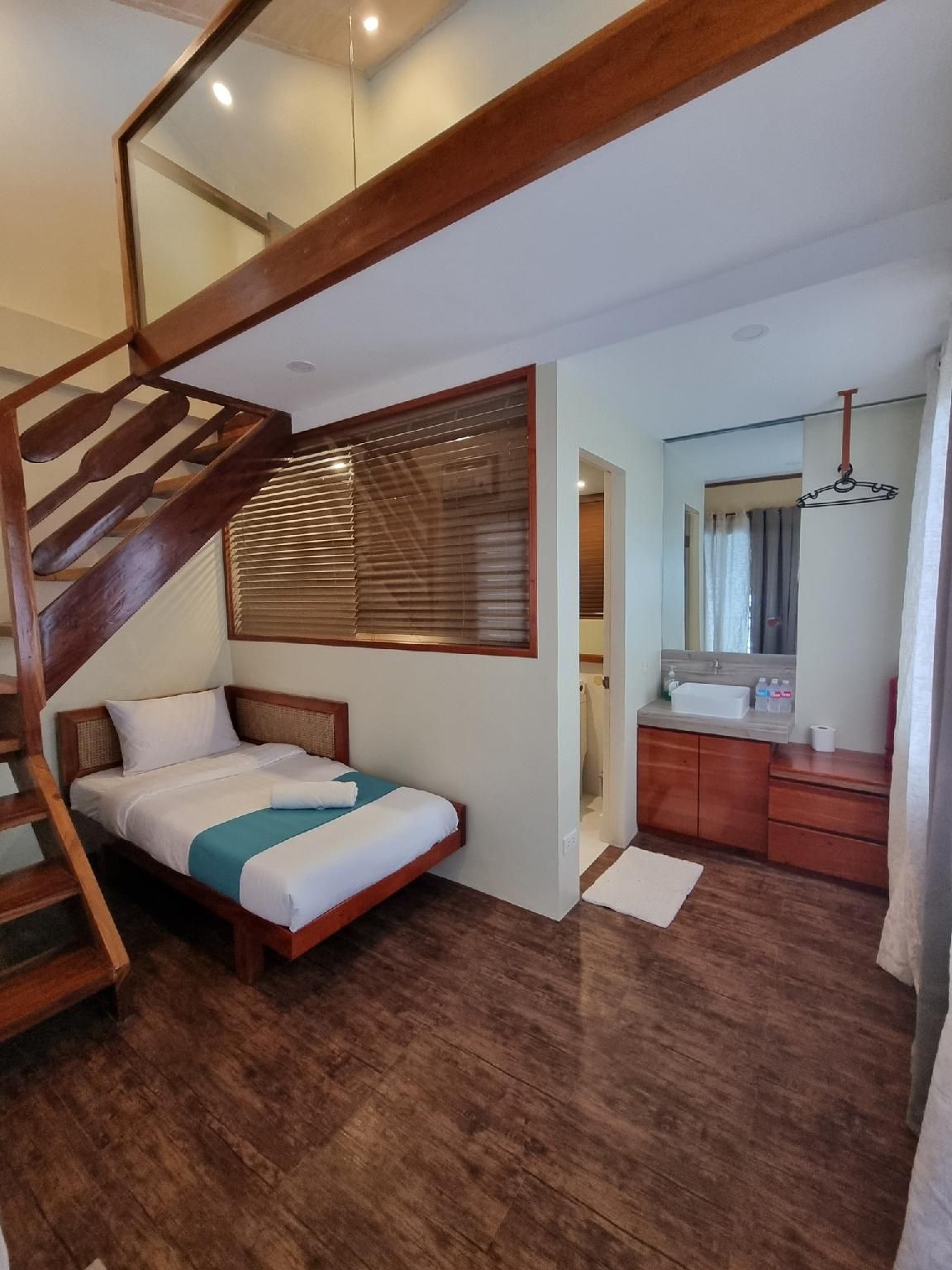 The CLiffhouse Samboan Loft Suite