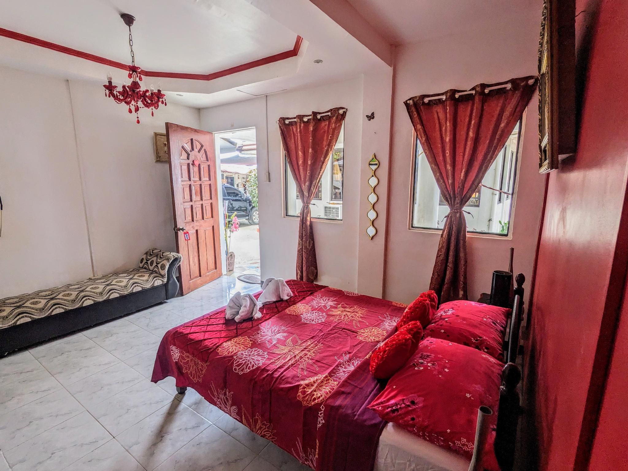 Love Story Theme Room
