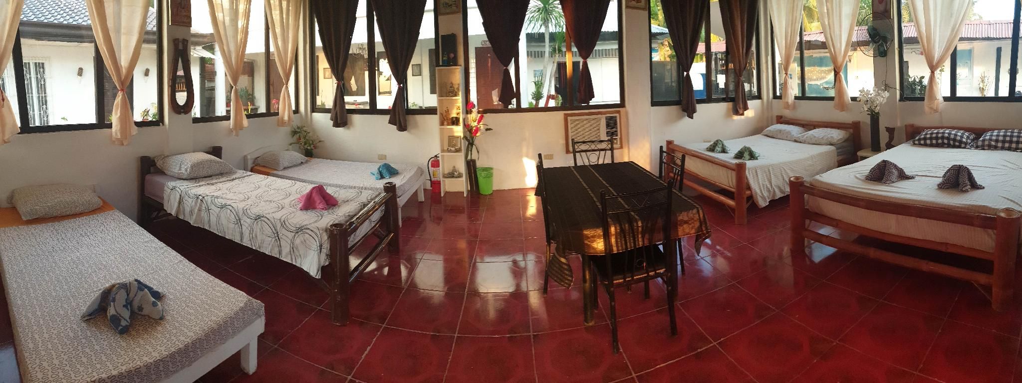 Queen Family Room Sea View