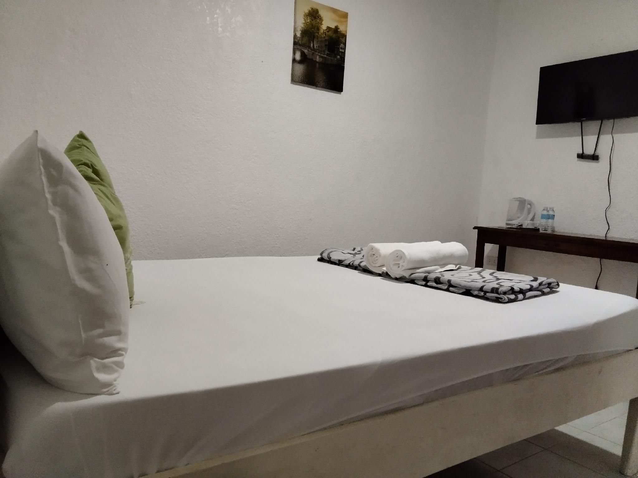 Superior Room with Shower