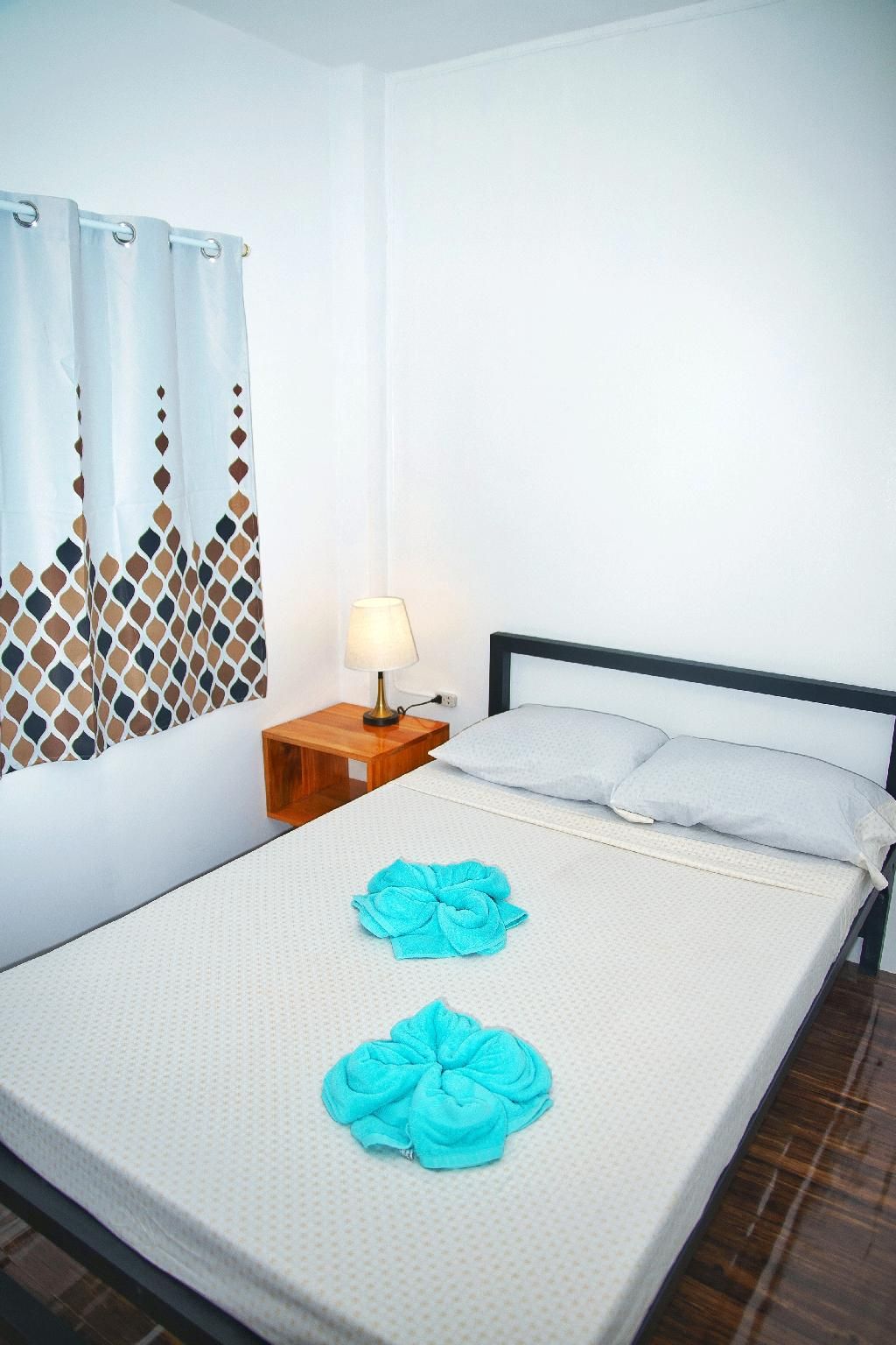 Ananas Guesthouse Standard - 1 Double Bed with Table 2