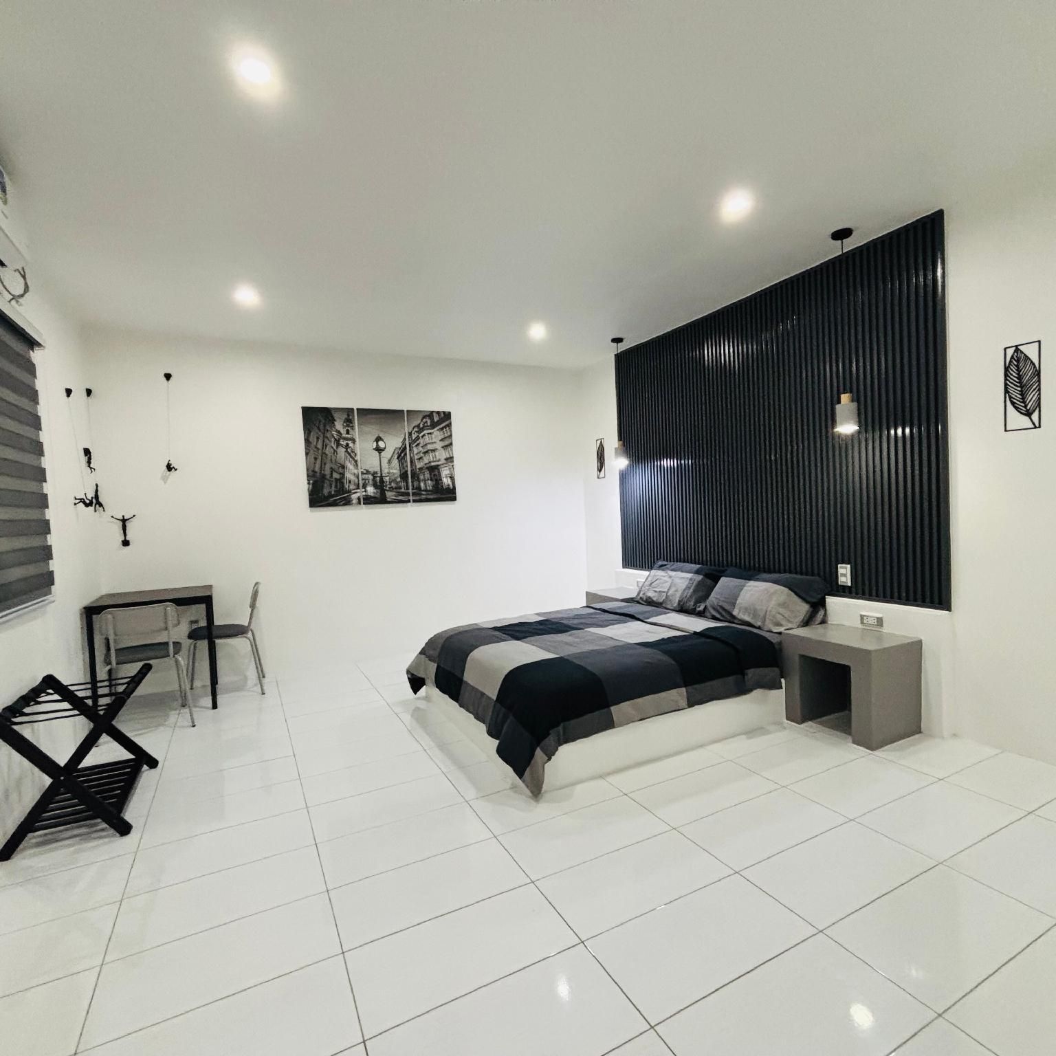 Queen Suite
