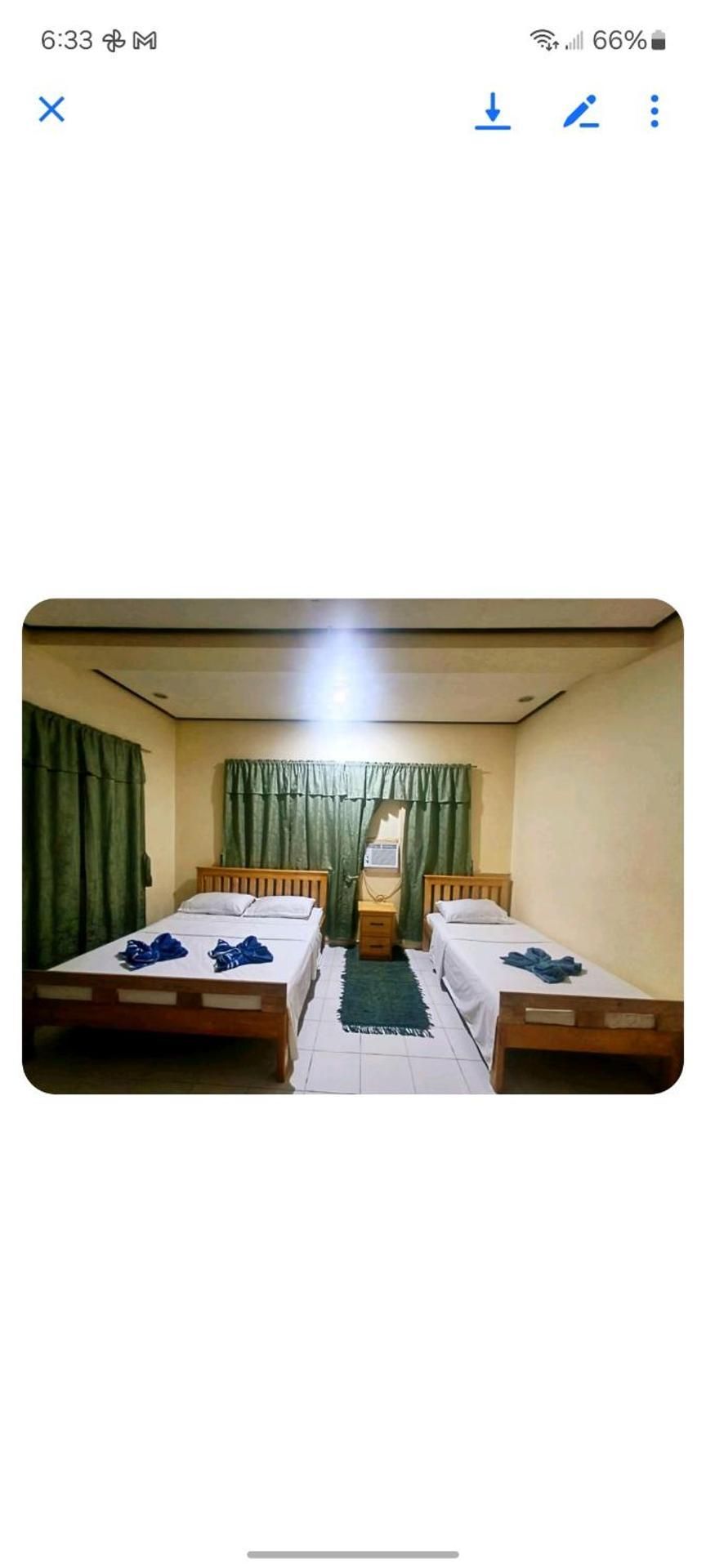 Dela-Chen Roadside Hostel
