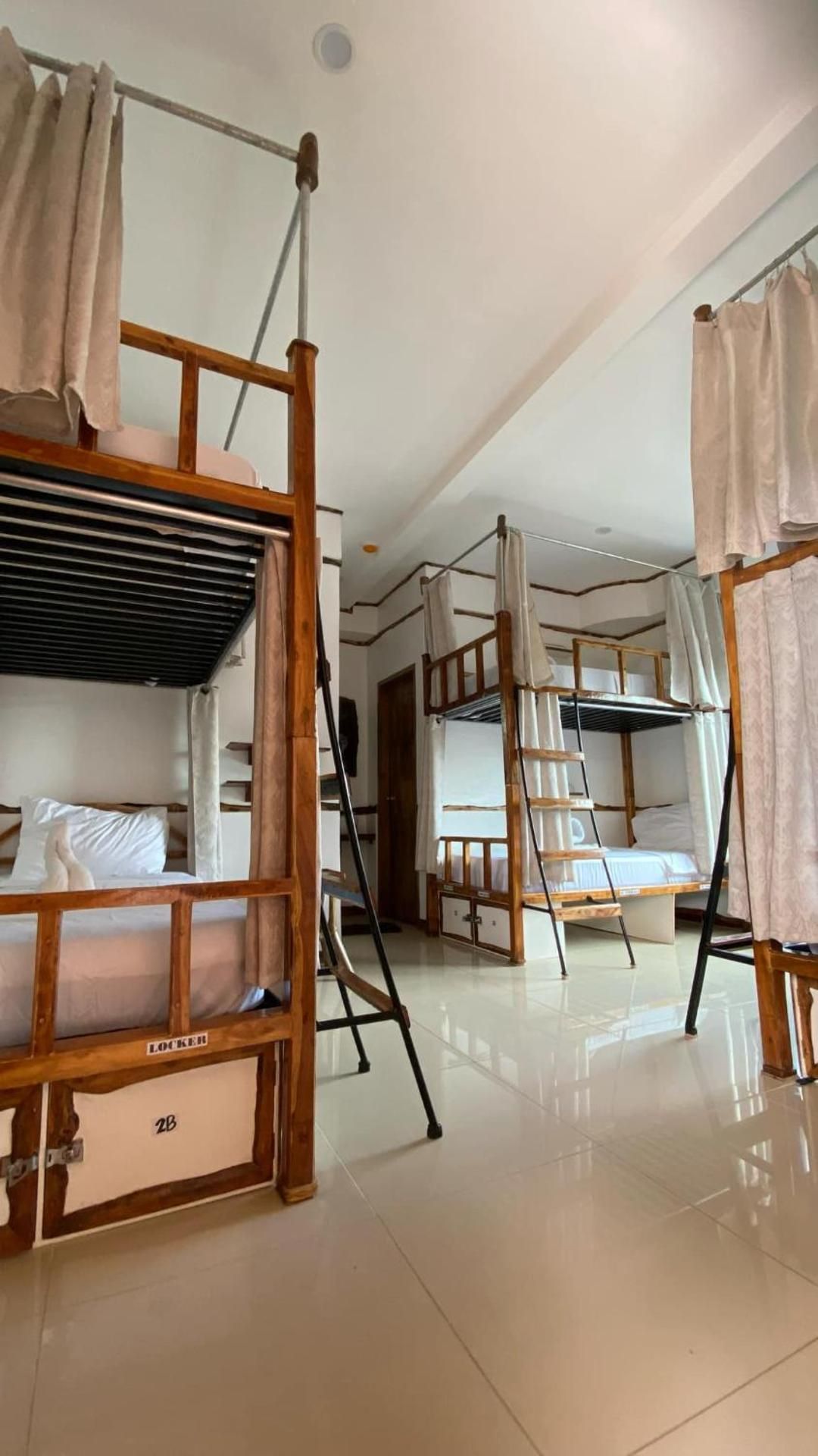 Bed in 6-Bed Mixed Dormitory Room