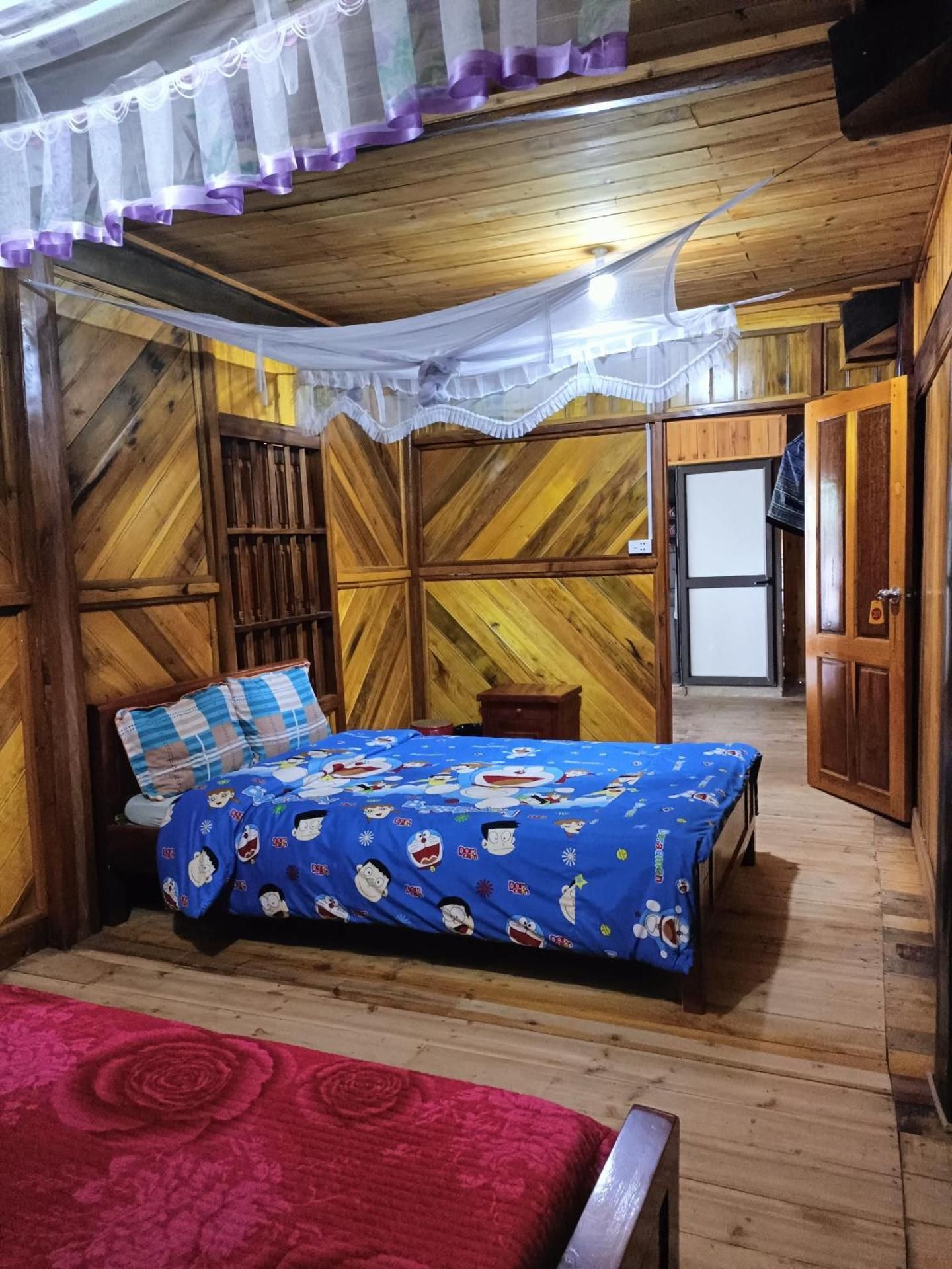 Family Room with Mountain View