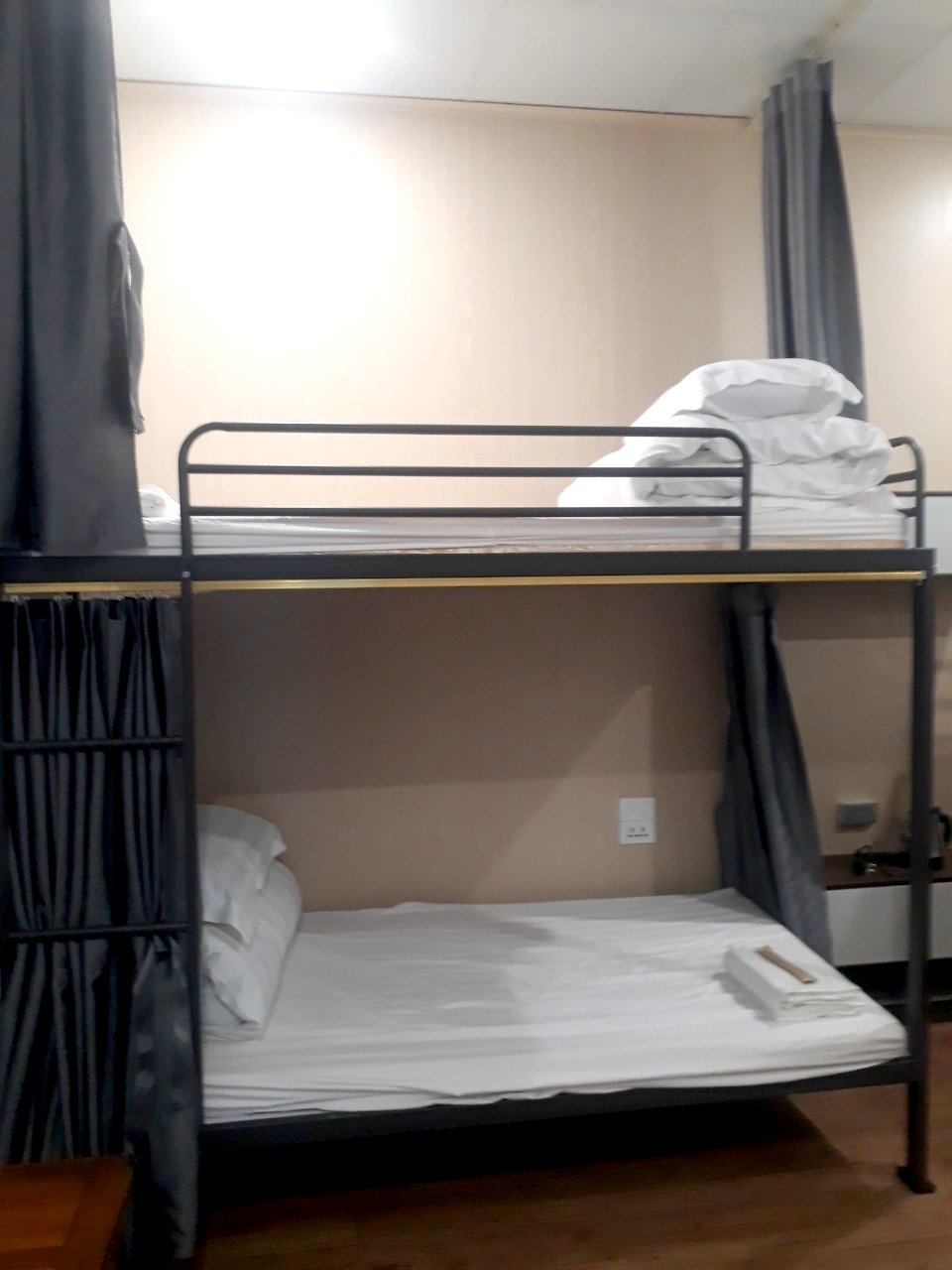 4 Bed Mix Dormitory