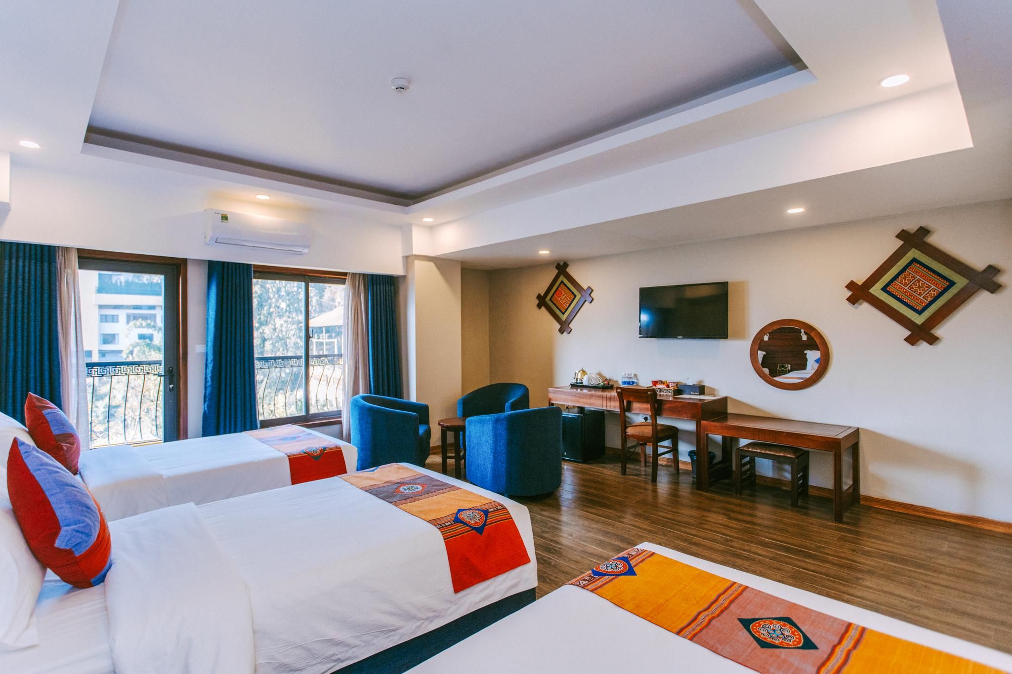 Deluxe Triple 3 Beds