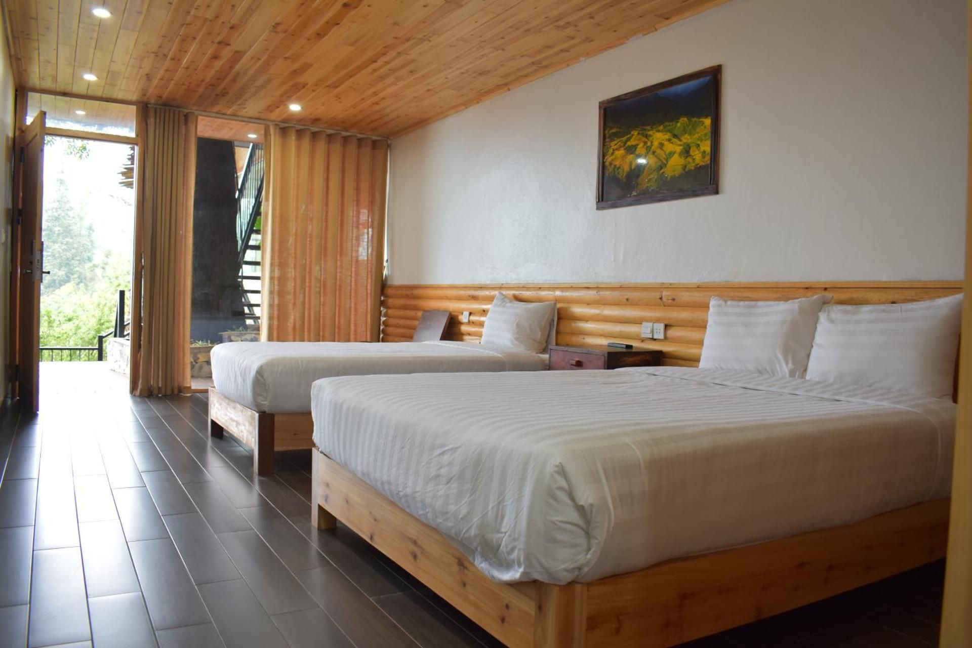 Triple Room with Mountain View