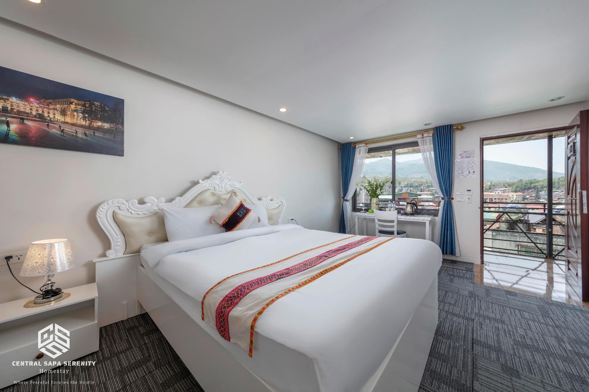 Double Room with Mountain View
