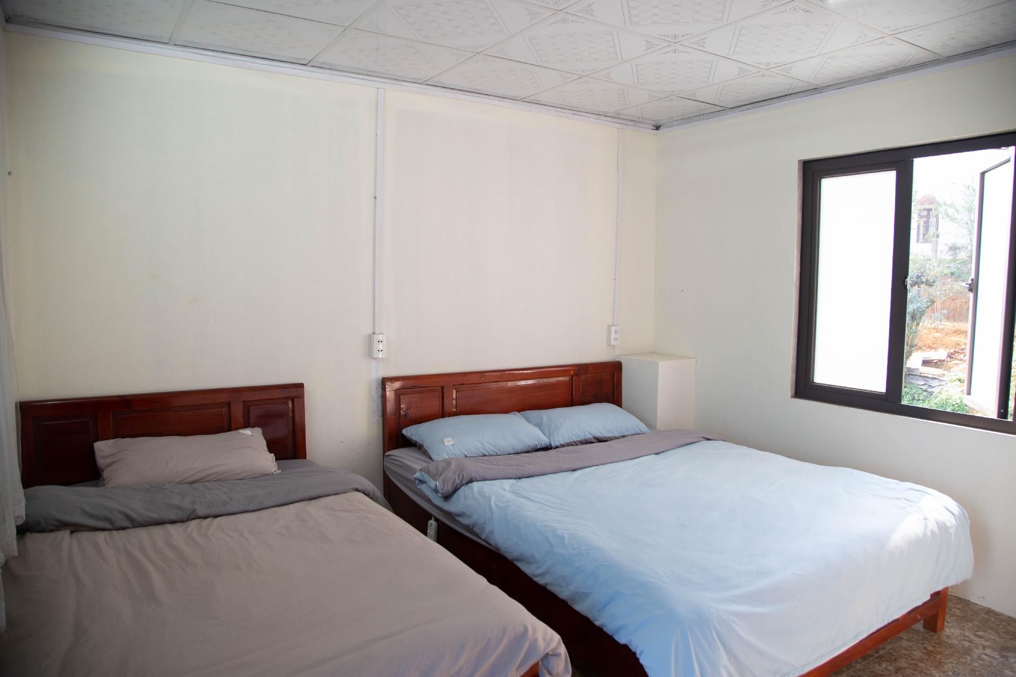 Twin Bedroom - Non-Smoking