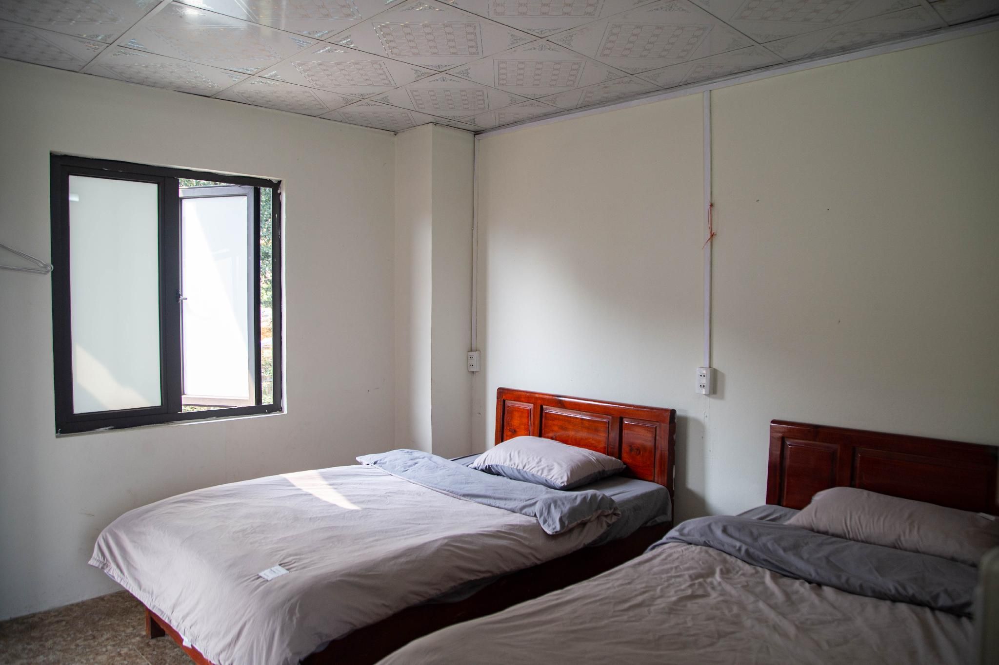 Twin Bedroom - Non-Smoking