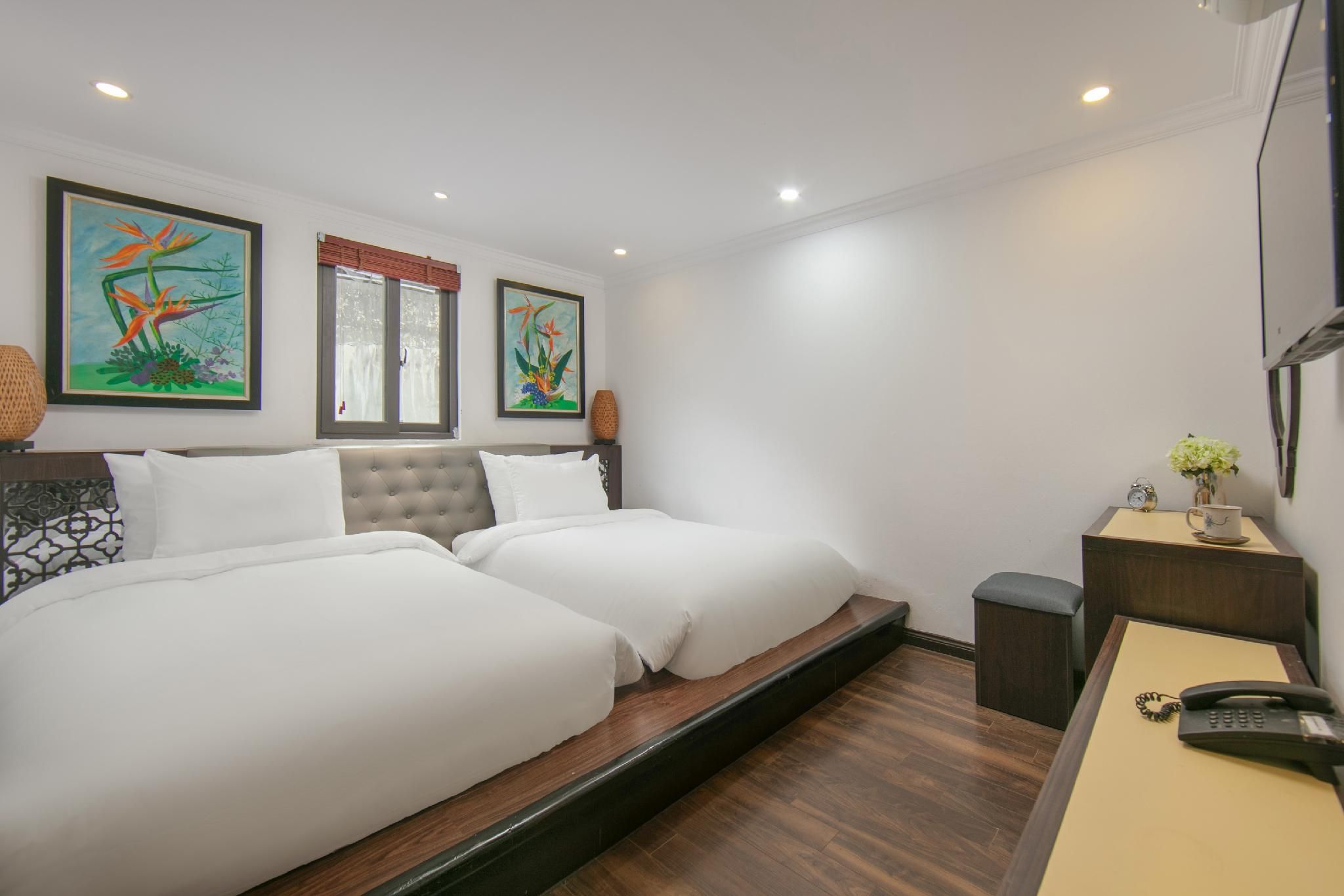 Standard Twin Room