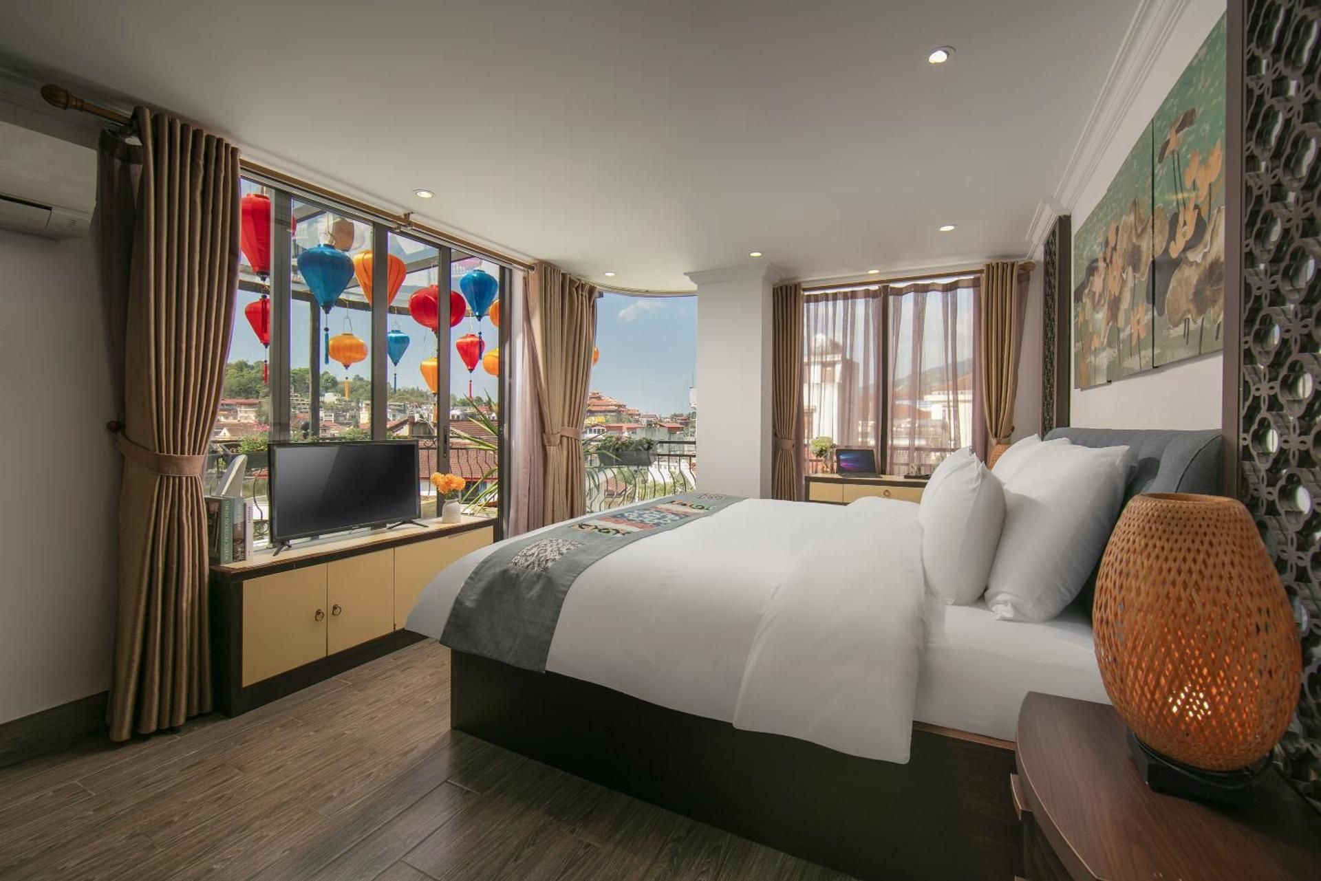 Deluxe Double Room with Bath