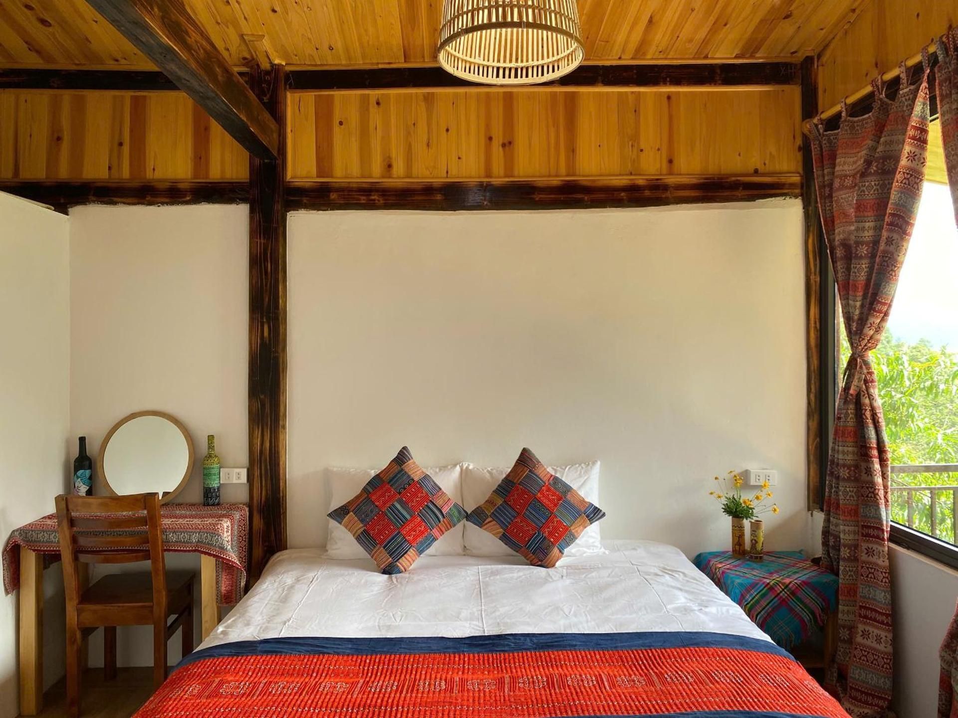 King Room with Balcony