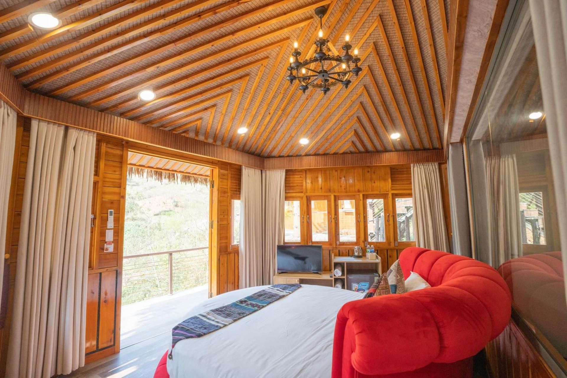 Deluxe Bungalow
