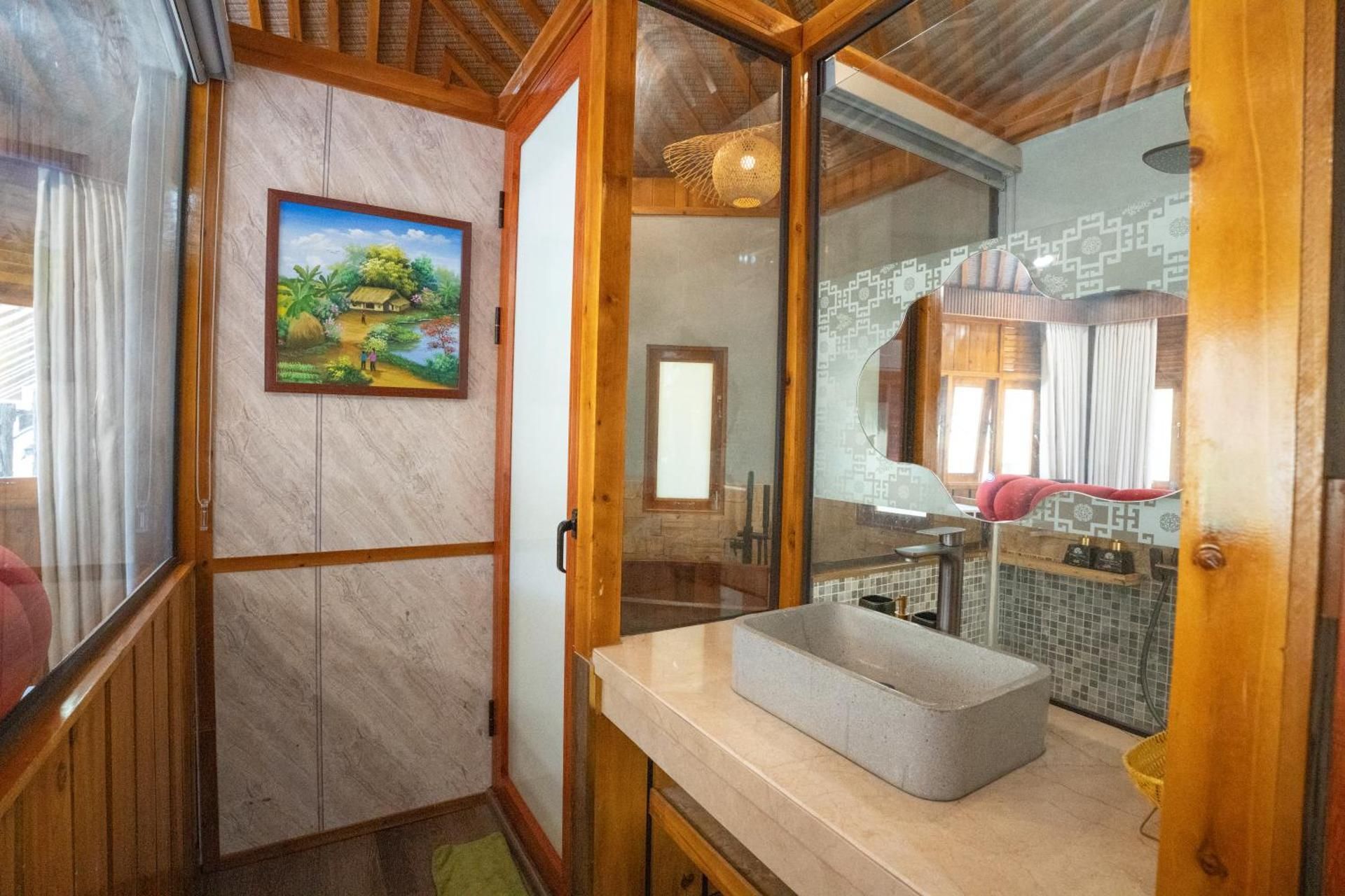 Deluxe Bungalow