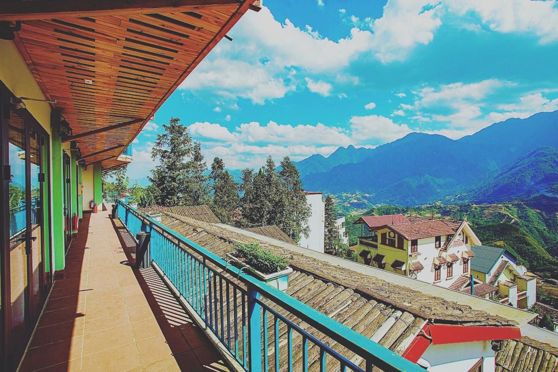 Family Mountain View