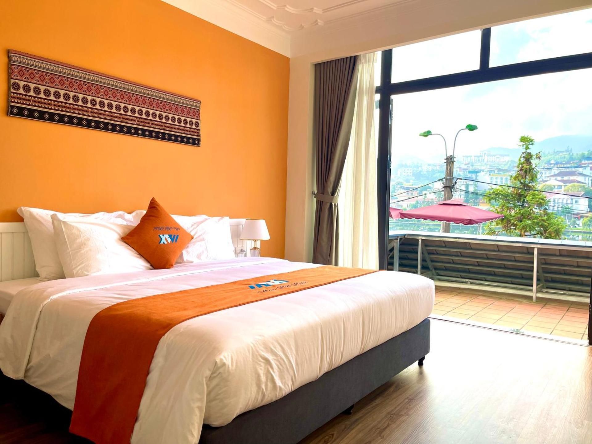 Lake View Double Room with Balcony