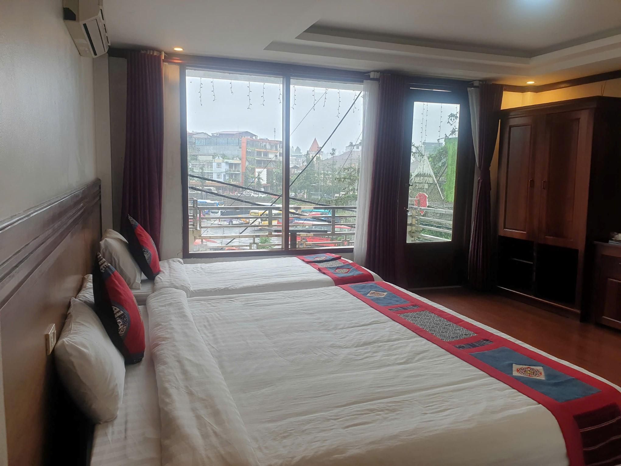 Superior Triple Room with Balcony