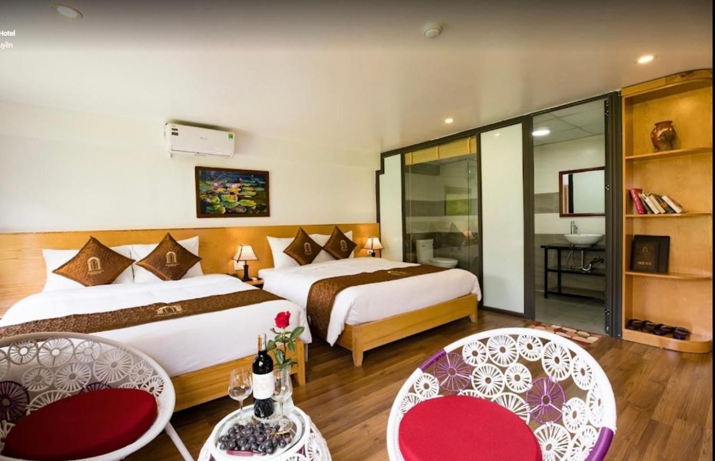 Deluxe Family Room