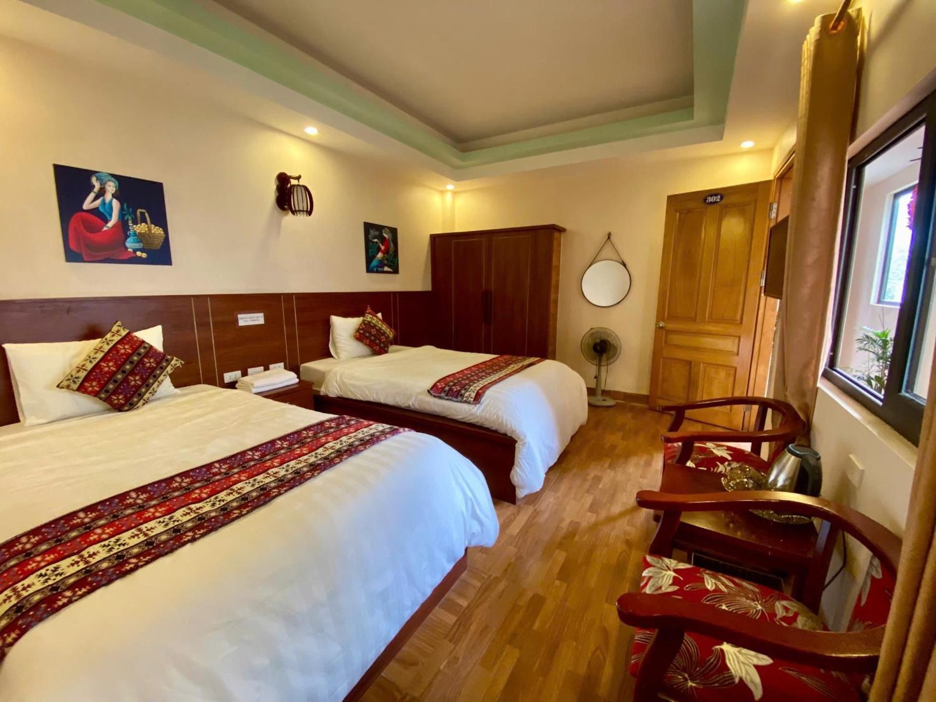 Family Room with Garden View