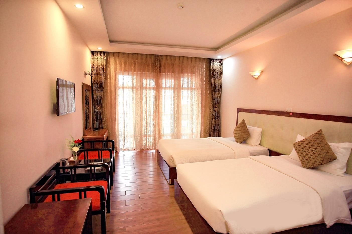 Deluxe Twin With Balcony